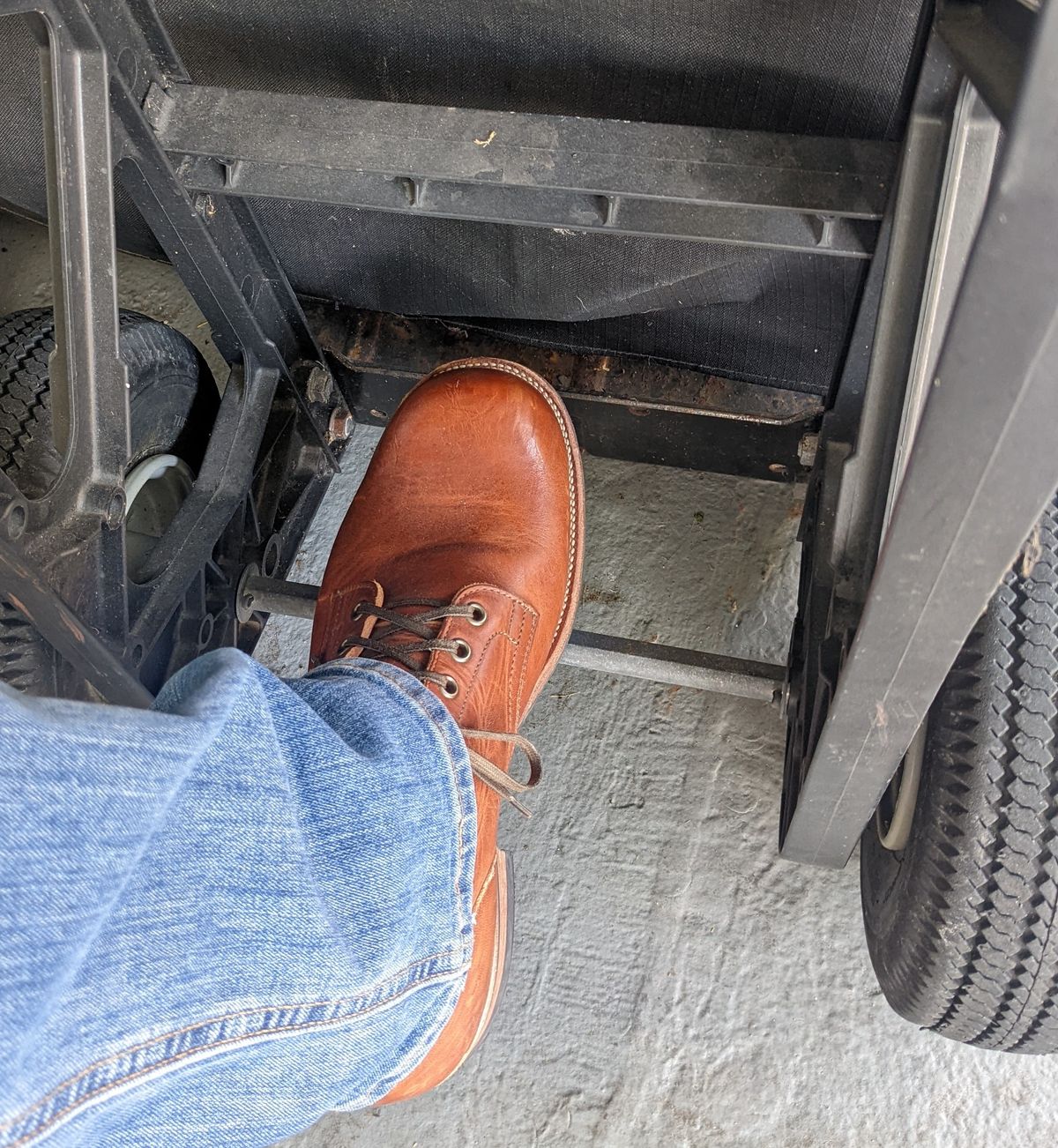 Photo by gonzalezebra on February 18, 2022 of the Viberg Service Boot in Horween English Tan Dublin.