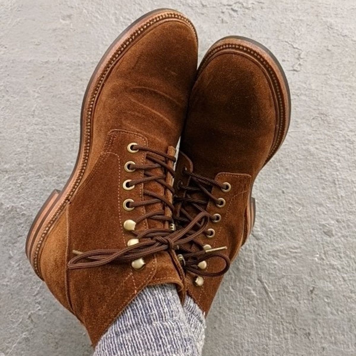 Photo by gonzalezebra on September 16, 2021 of the Grant Stone Diesel Boot in C.F. Stead Bourbon Repello Calf Suede.