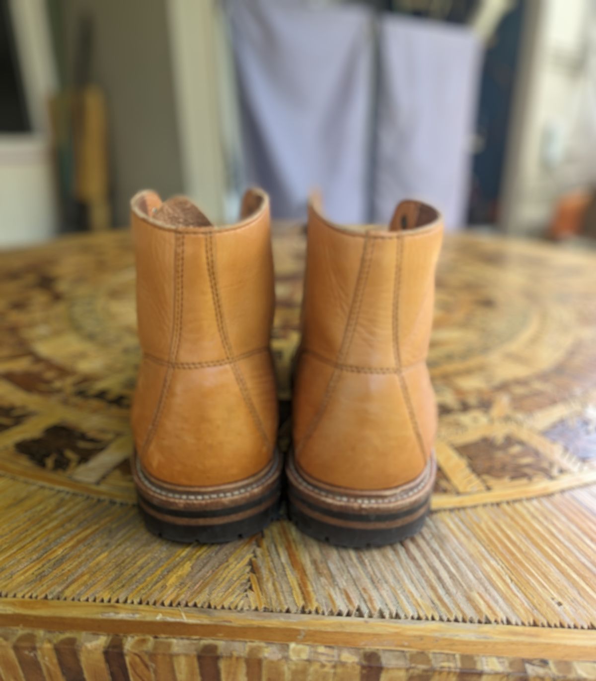 Photo by gonzalezebra on April 3, 2023 of the Grant Stone Brass Boot in Horween English Tan Essex.