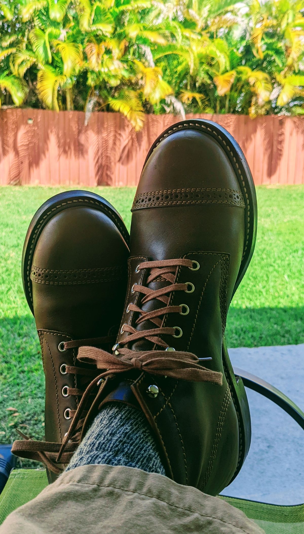Photo by gonzalezebra on February 21, 2022 of the John Lofgren in Horween Olive Chromexcel.