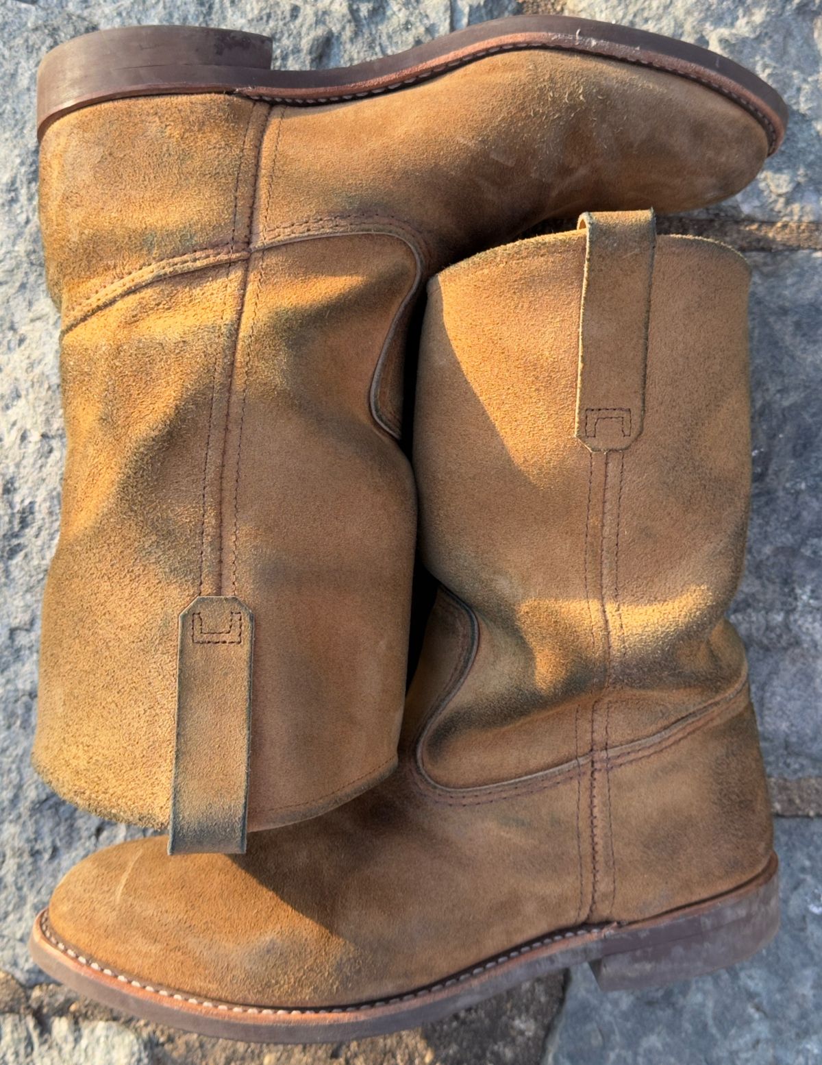 Photo by amaru_and_crow on January 2, 2026 of the Red Wing Pecos in S.B. Foot Hawthorne Muleskinner.