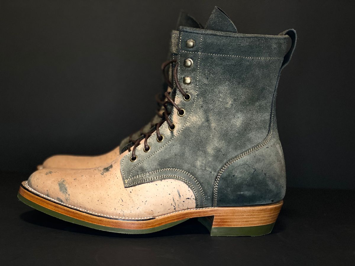 Photo by amaru_and_crow on November 1, 2023 of the Tahura Captoelari in Guidi Black Reverse Horsebutt.