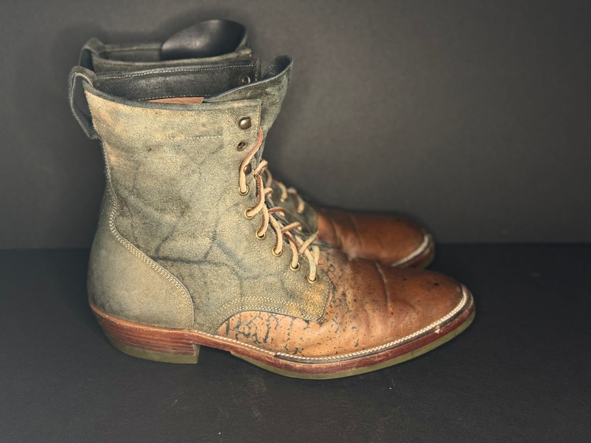 Photo by amaru_and_crow on March 5, 2024 of the Tahura Captoelari in Guidi Black Reverse Horsebutt.