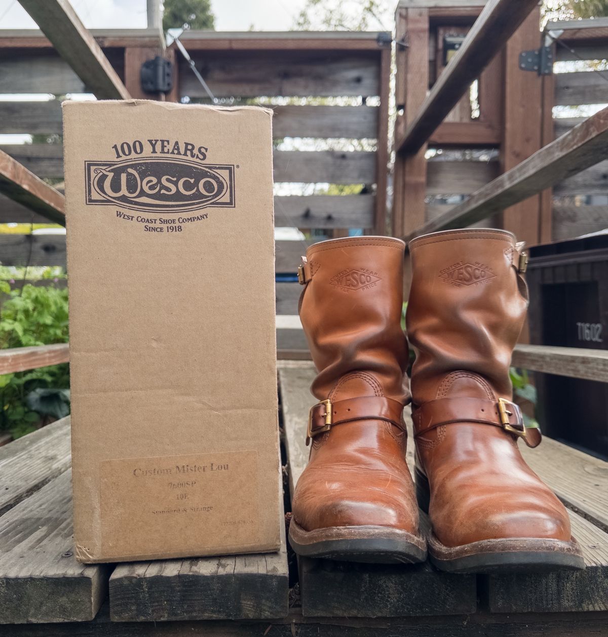 Photo by amaru_and_crow on April 1, 2025 of the Wesco Mister Lou in Maryam Natural Horsebutt.