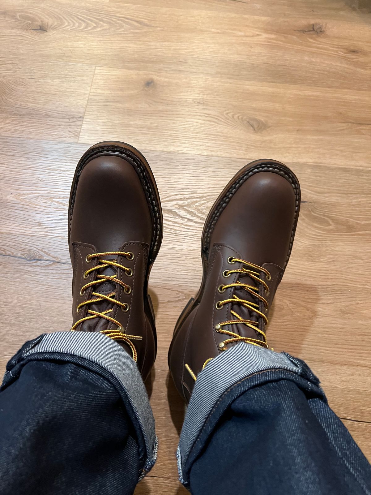 Photo by CJJ on October 11, 2023 of the White's Farmer/Rancher in Seidel Brown Oil Tan.
