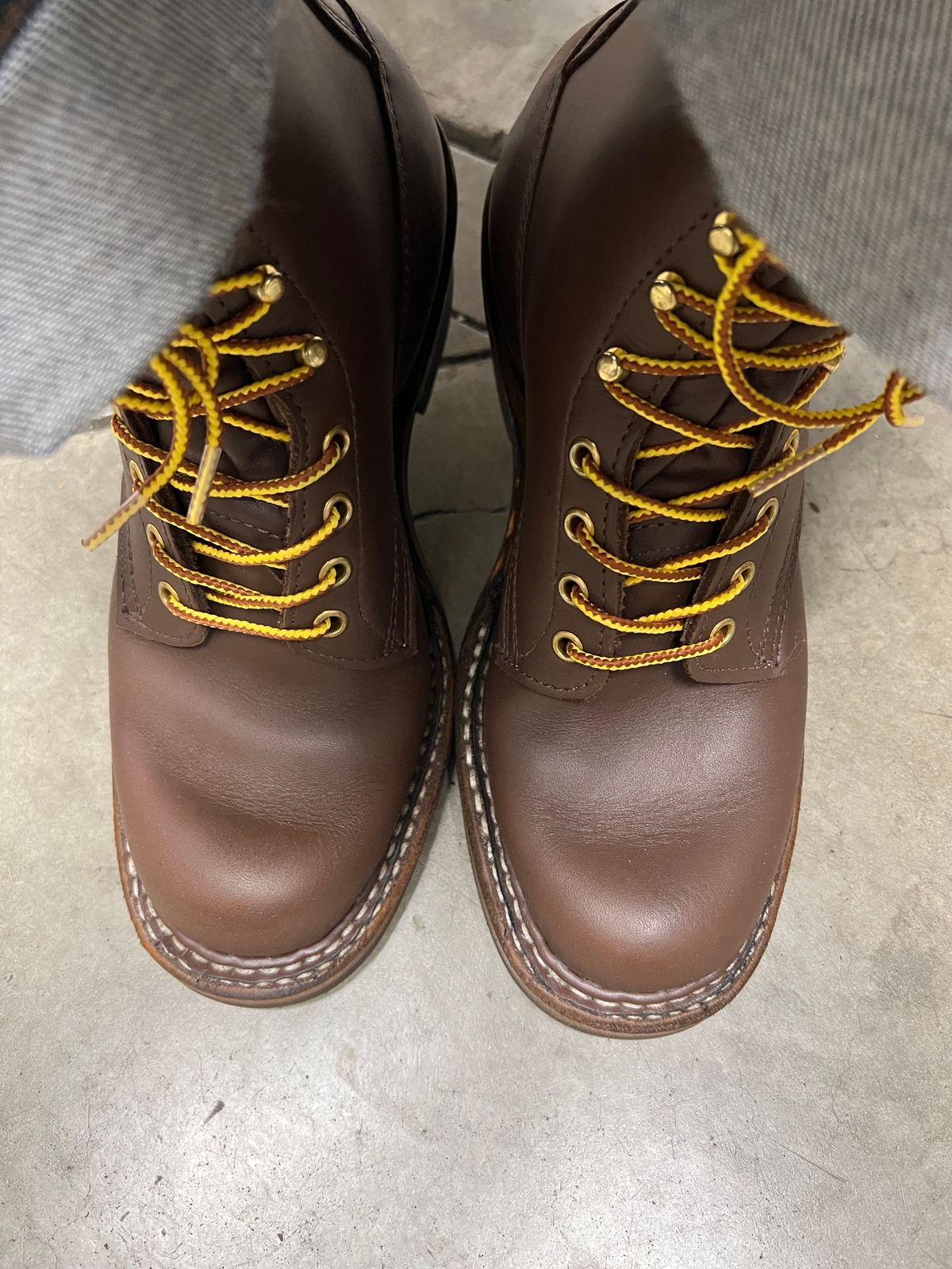 Photo by CJJ on October 11, 2023 of the White's Farmer/Rancher in Seidel Brown Oil Tan.