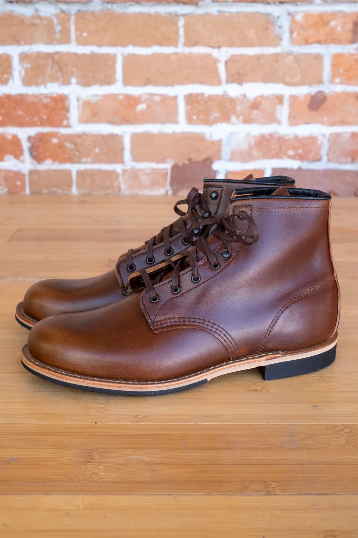 Photo by SBE2002 on October 2, 2025 of the Red Wing Beckman Flatbox in Cigar Excalibur.