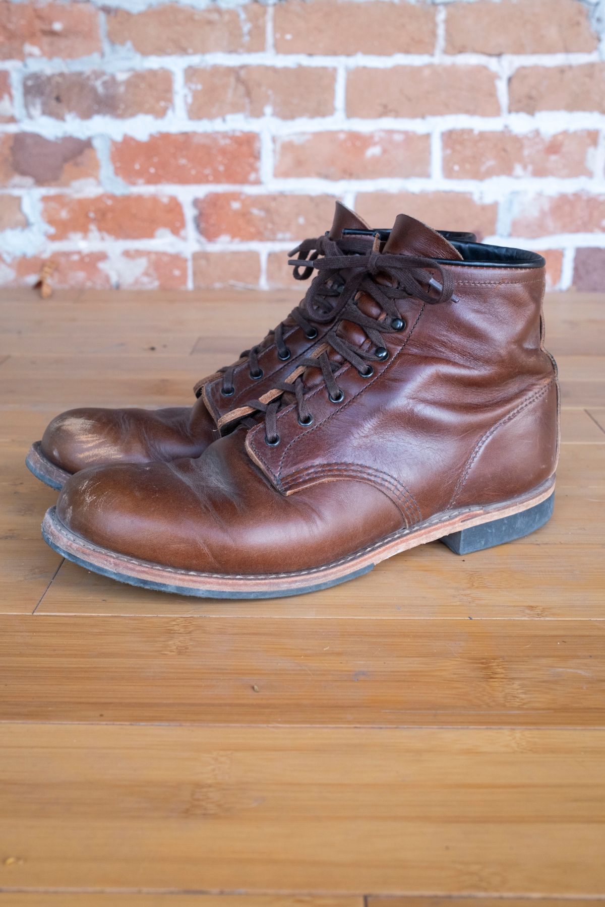 Photo by SBE2002 on November 3, 2025 of the Red Wing Beckman Flatbox in Cigar Excalibur.