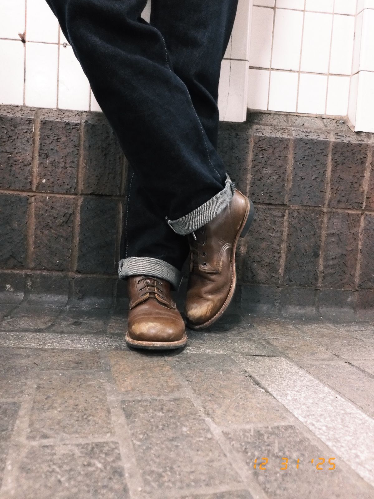 Photo by SBE2002 on January 1, 2026 of the Red Wing Beckman Flatbox in Cigar Excalibur.