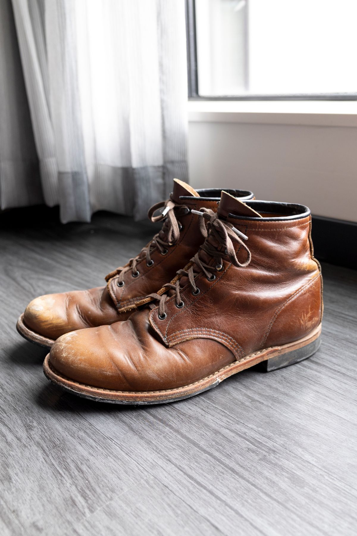 Photo by SBE2002 on January 3, 2026 of the Red Wing Beckman Flatbox in Cigar Excalibur.