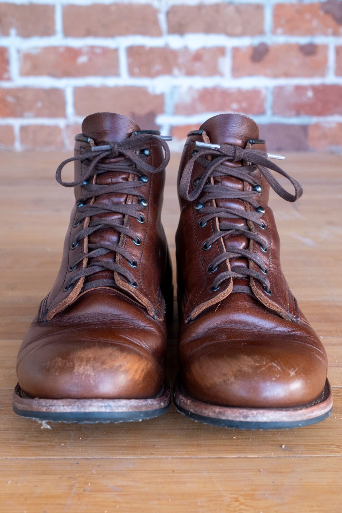 Photo by SBE2002 on April 6, 2026 of the Red Wing Beckman Flatbox in Cigar Excalibur.