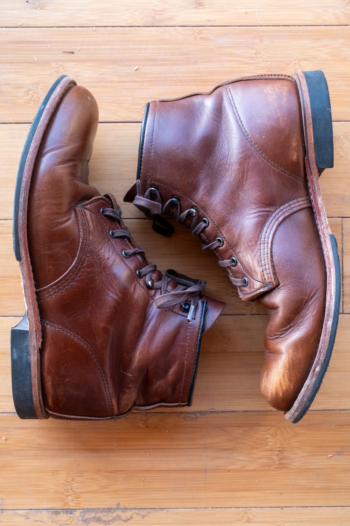 Photo by SBE2002 on April 6, 2026 of the Red Wing Beckman Flatbox in Cigar Excalibur.