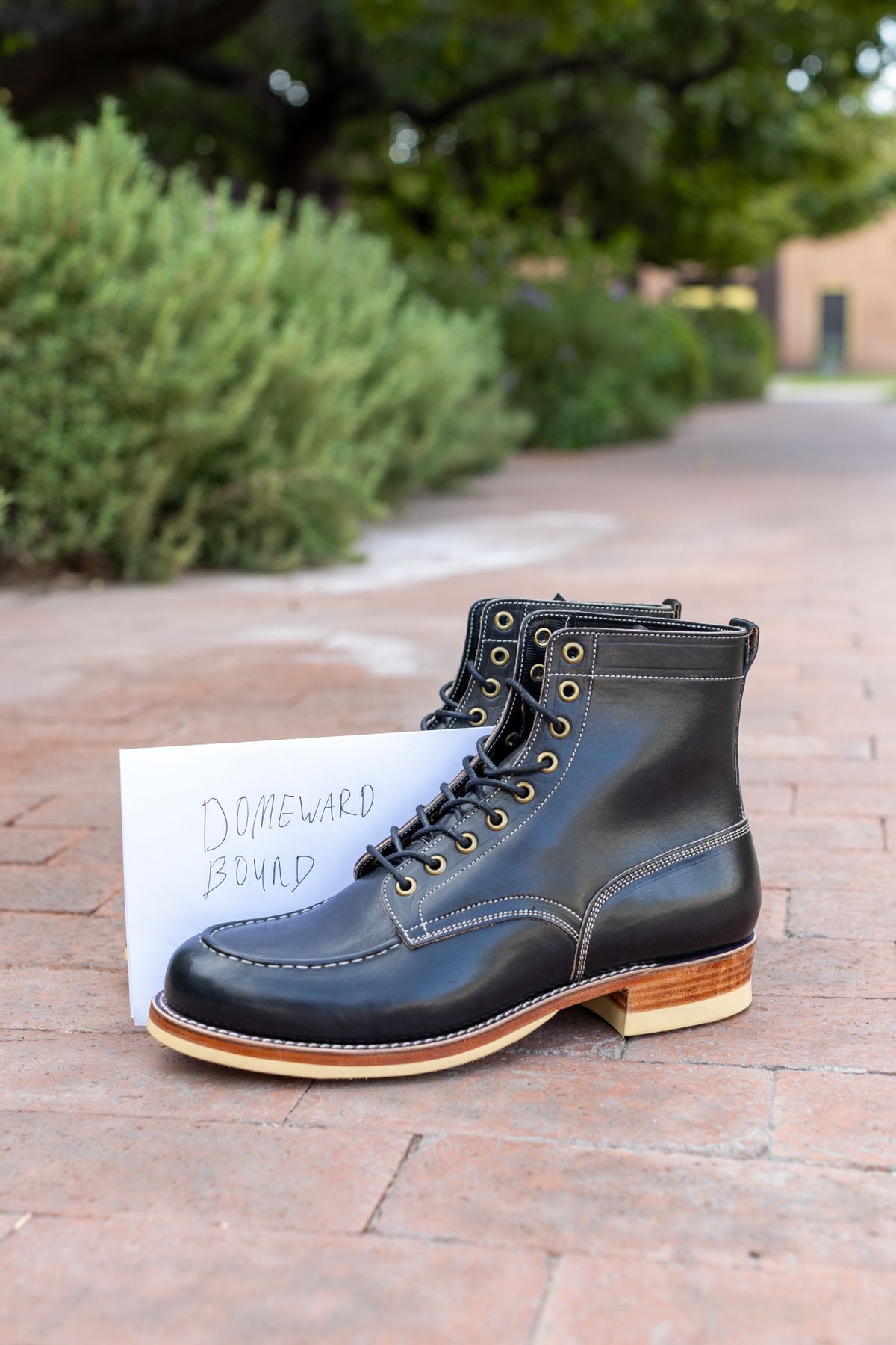 Photo by SBE2002 on October 4, 2023 of the Onderhoud x Stitchdown Moc Toe in Wickett & Craig Black Traditional Harness.