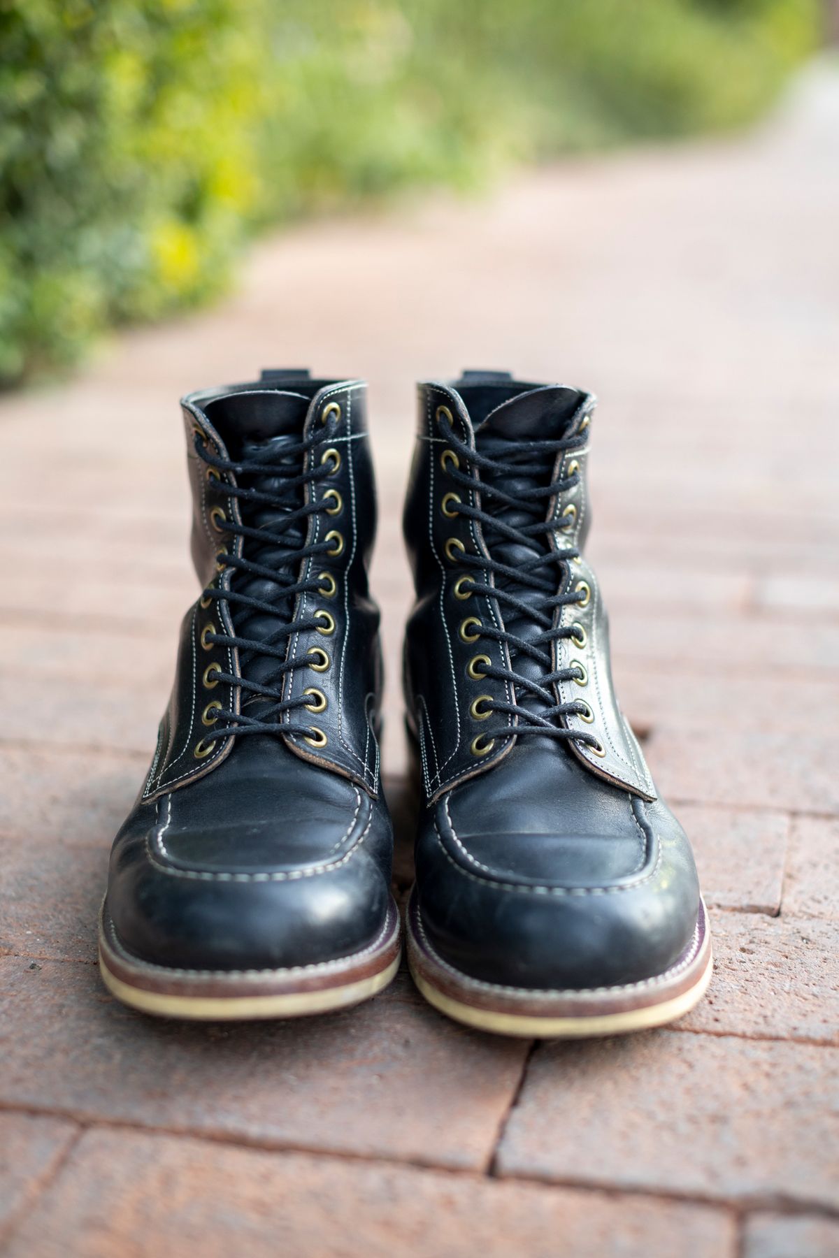 Photo by SBE2002 on November 3, 2023 of the Onderhoud x Stitchdown Moc Toe in Wickett & Craig Black Traditional Harness.