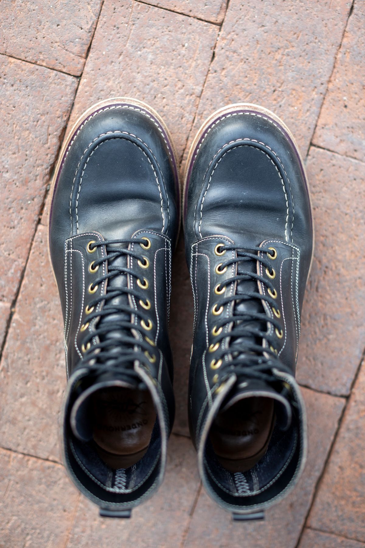 Photo by SBE2002 on November 3, 2023 of the Onderhoud x Stitchdown Moc Toe in Wickett & Craig Black Traditional Harness.