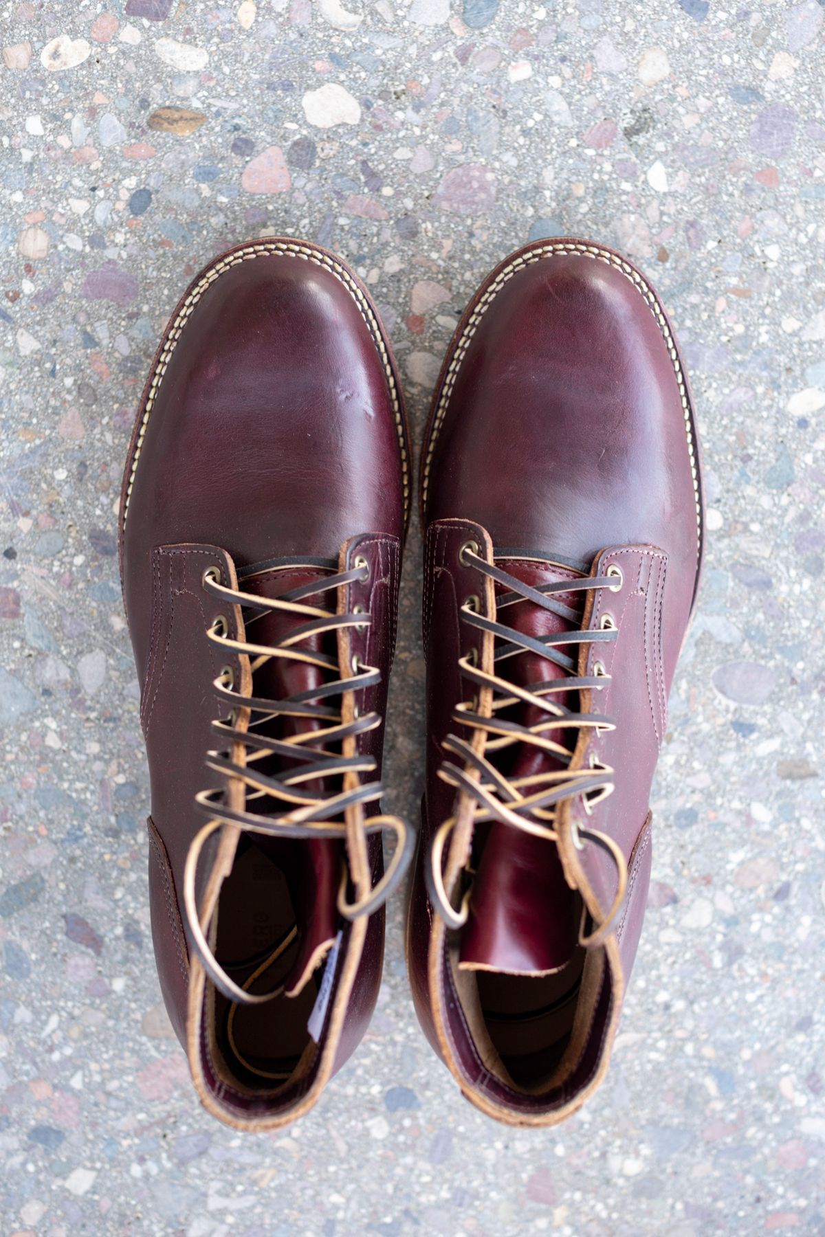 Photo by SBE2002 on November 1, 2023 of the Viberg Service Boot in Horween Color 8 Chromexcel.