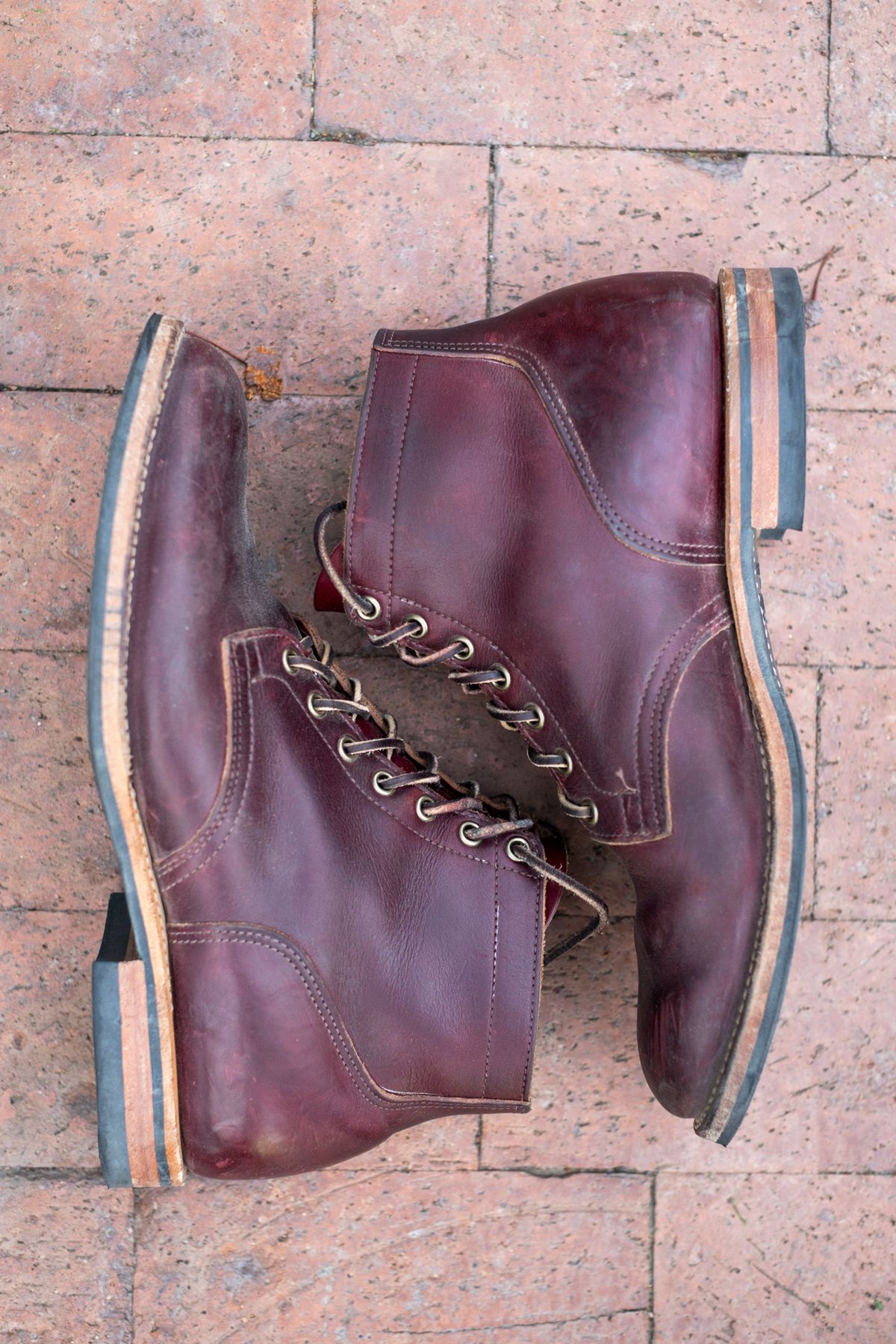 Photo by SBE2002 on January 5, 2024 of the Viberg Service Boot in Horween Color 8 Chromexcel.