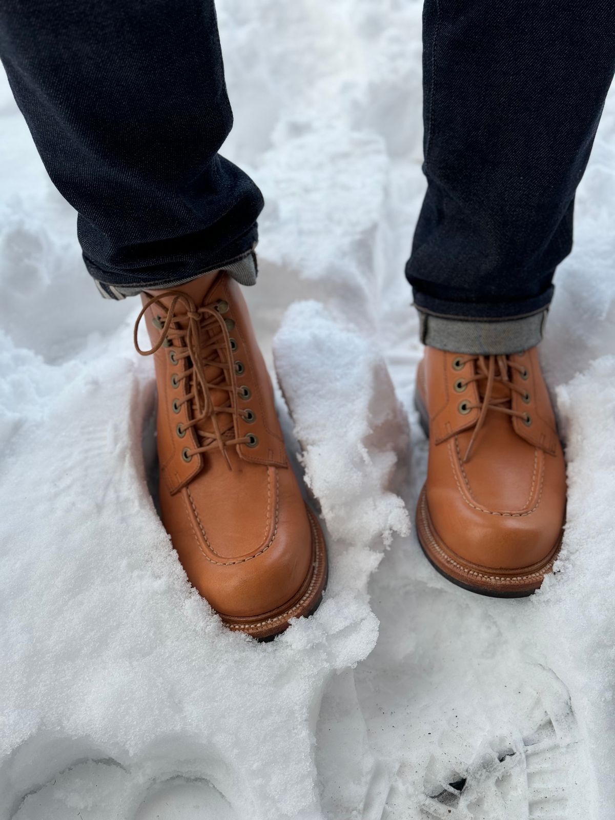 Photo by sunuchand on December 2, 2023 of the Grant Stone Brass Boot in Horween Tan Essex.