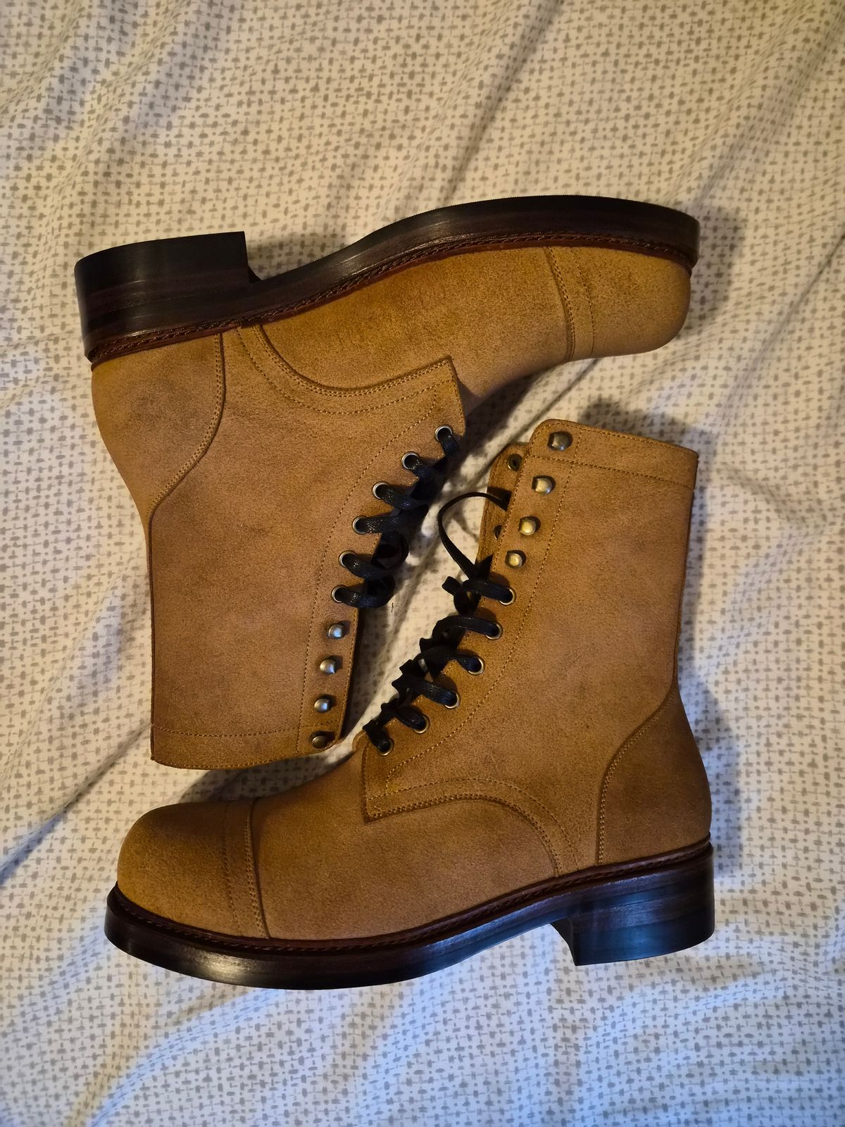 Photo by dkusen98 on November 5, 2025 of the Junkard SC2078 in Indonesian Red Brown Pull Up & Reverse Indonesian Red Brown Pull-Up.