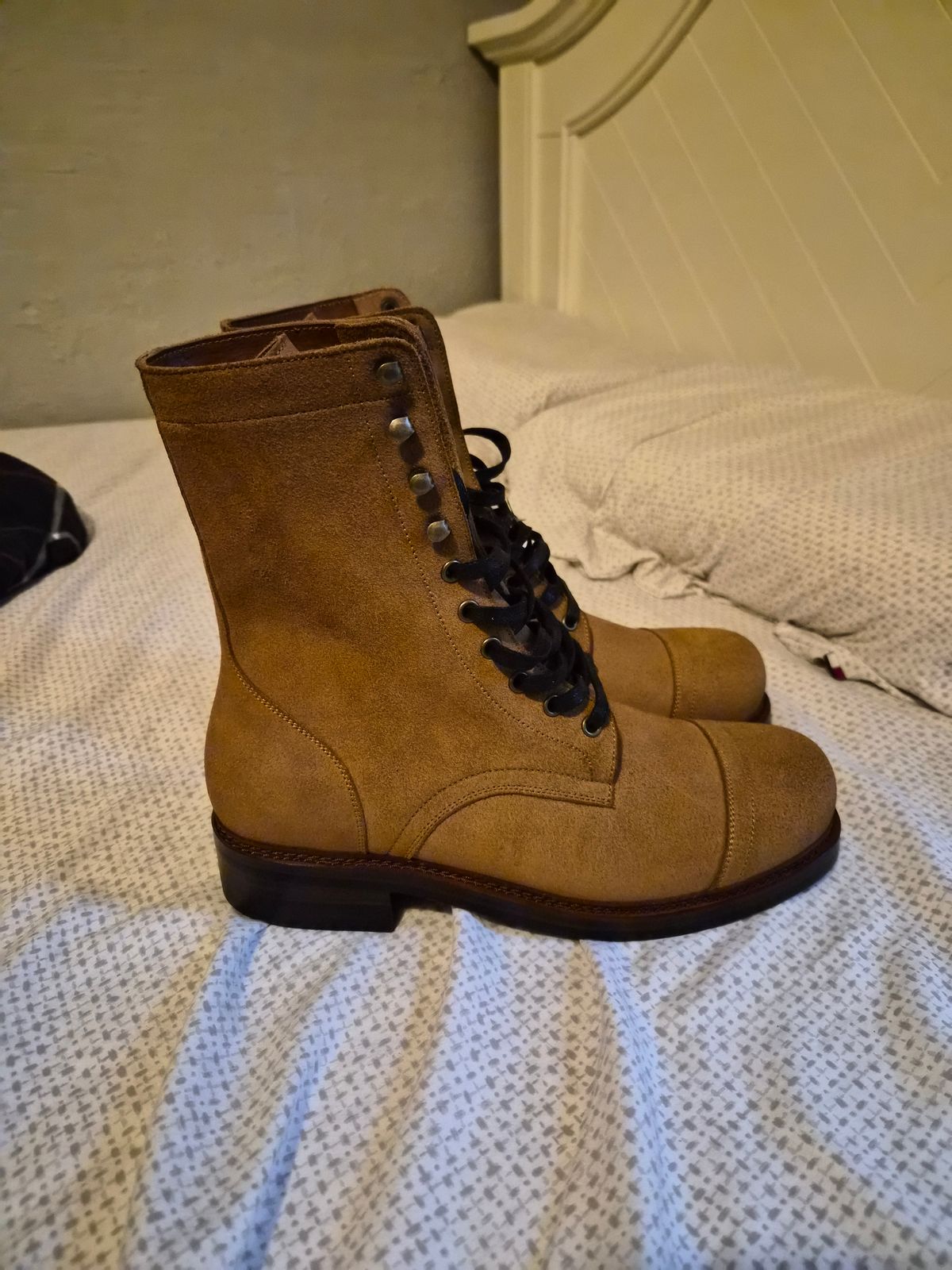 Photo by dkusen98 on November 5, 2025 of the Junkard SC2078 in Indonesian Red Brown Pull Up & Reverse Indonesian Red Brown Pull-Up.