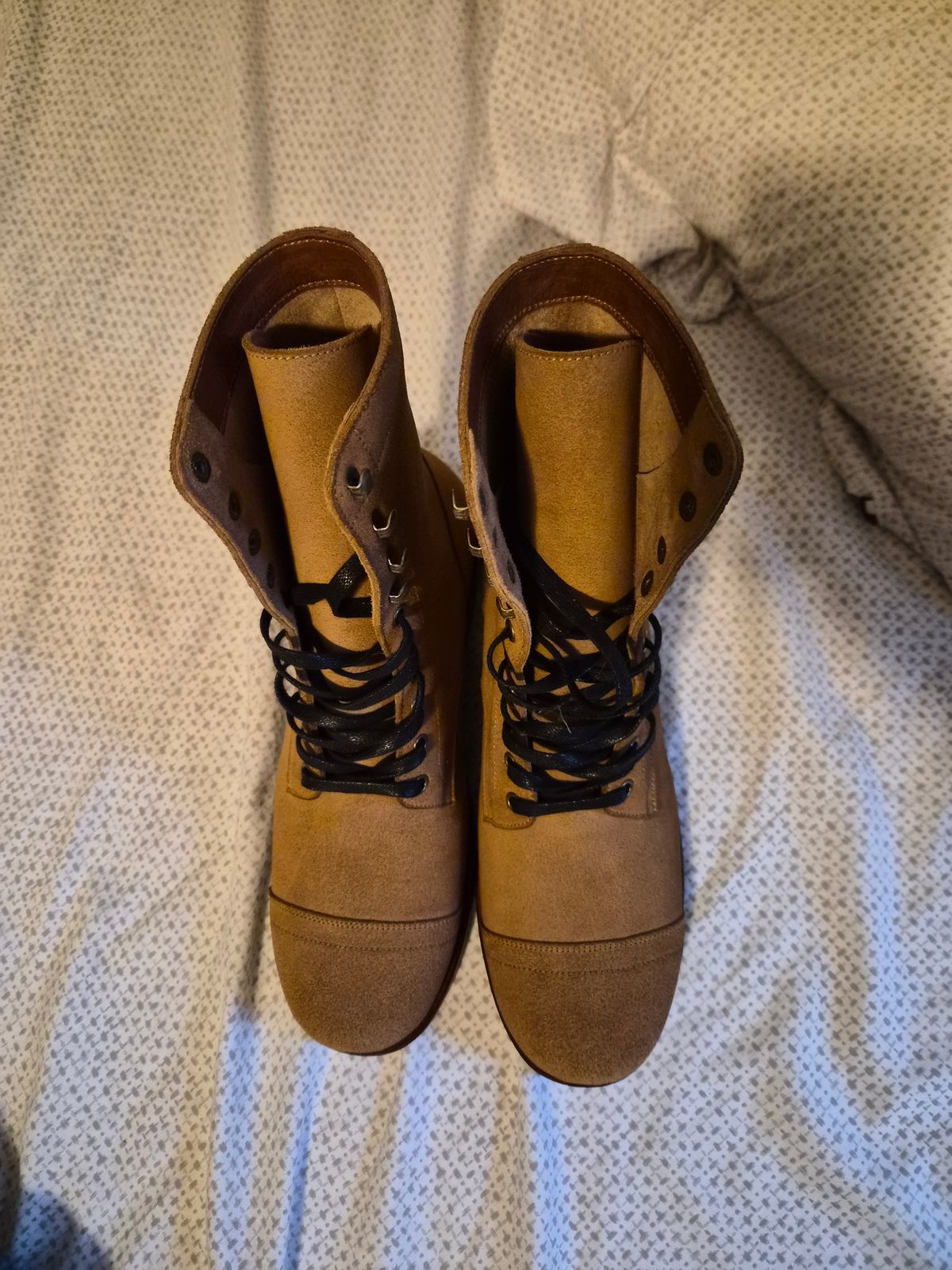 Photo by dkusen98 on November 5, 2025 of the Junkard SC2078 in Indonesian Red Brown Pull Up & Reverse Indonesian Red Brown Pull-Up.