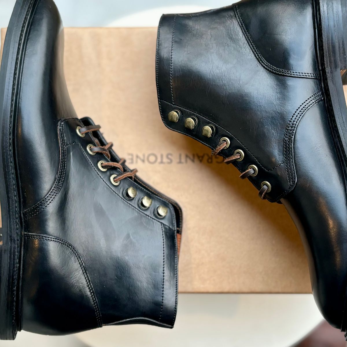 Photo by brianscotty on October 30, 2024 of the Grant Stone Diesel Boot in Horween Black Chromexcel.