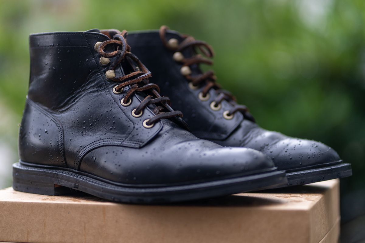 Photo by brianscotty on November 3, 2024 of the Grant Stone Diesel Boot in Horween Black Chromexcel.