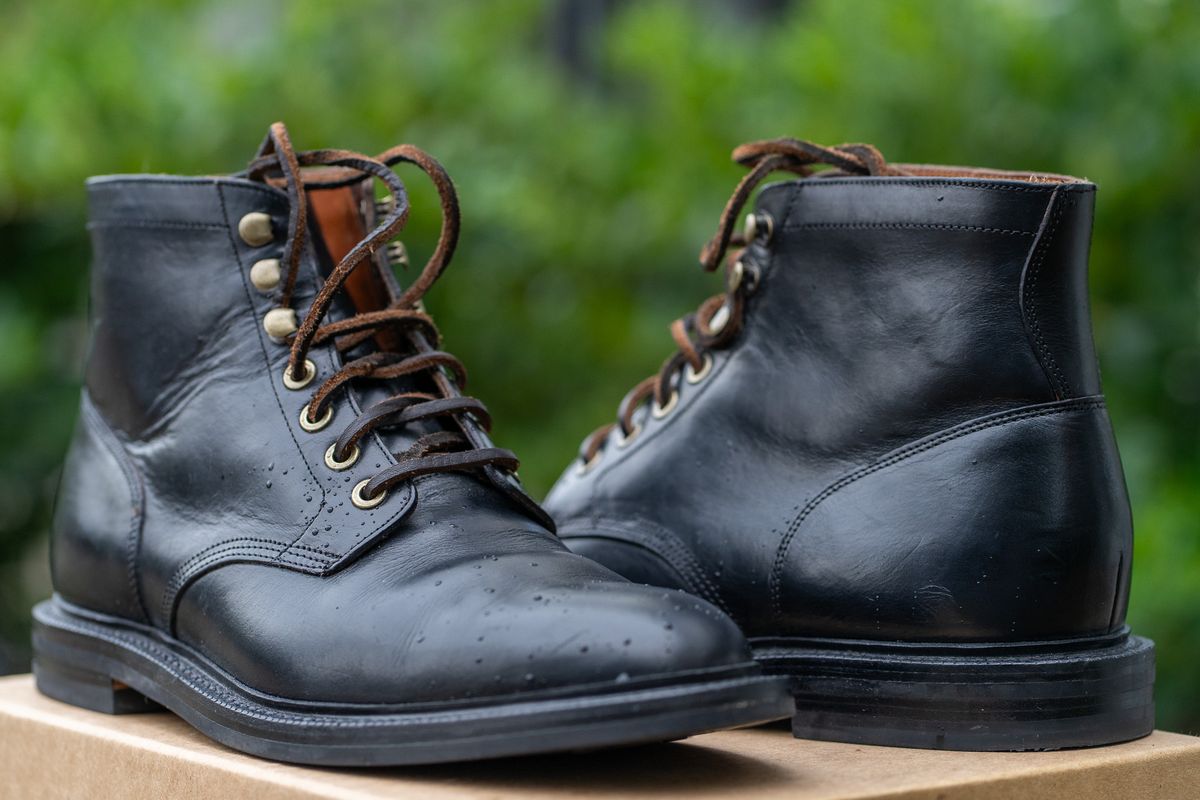 Photo by brianscotty on November 3, 2024 of the Grant Stone Diesel Boot in Horween Black Chromexcel.