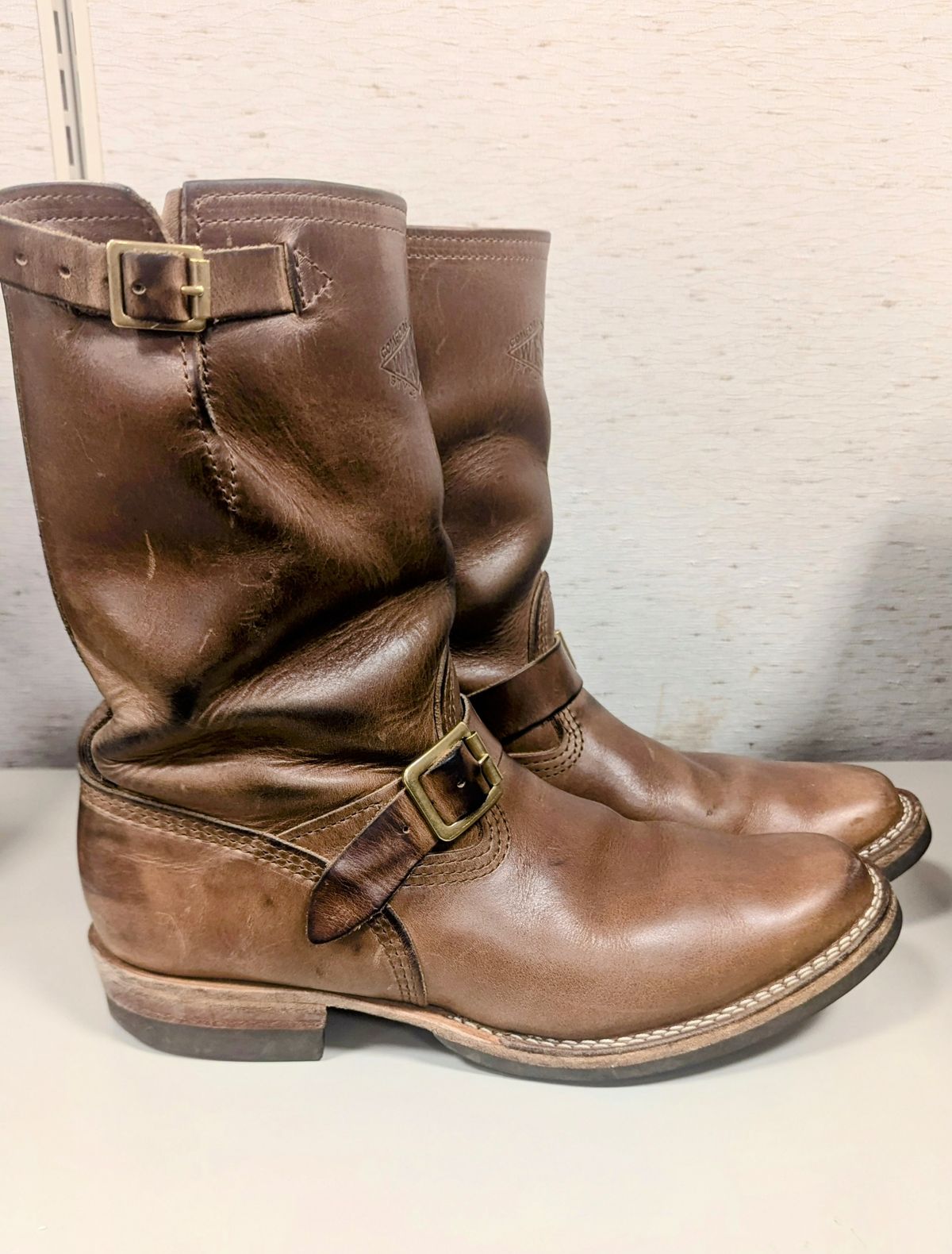 Photo by OnMyFeet on July 22, 2024 of the Wesco Mister Lou in Horween Natural Chromexcel.