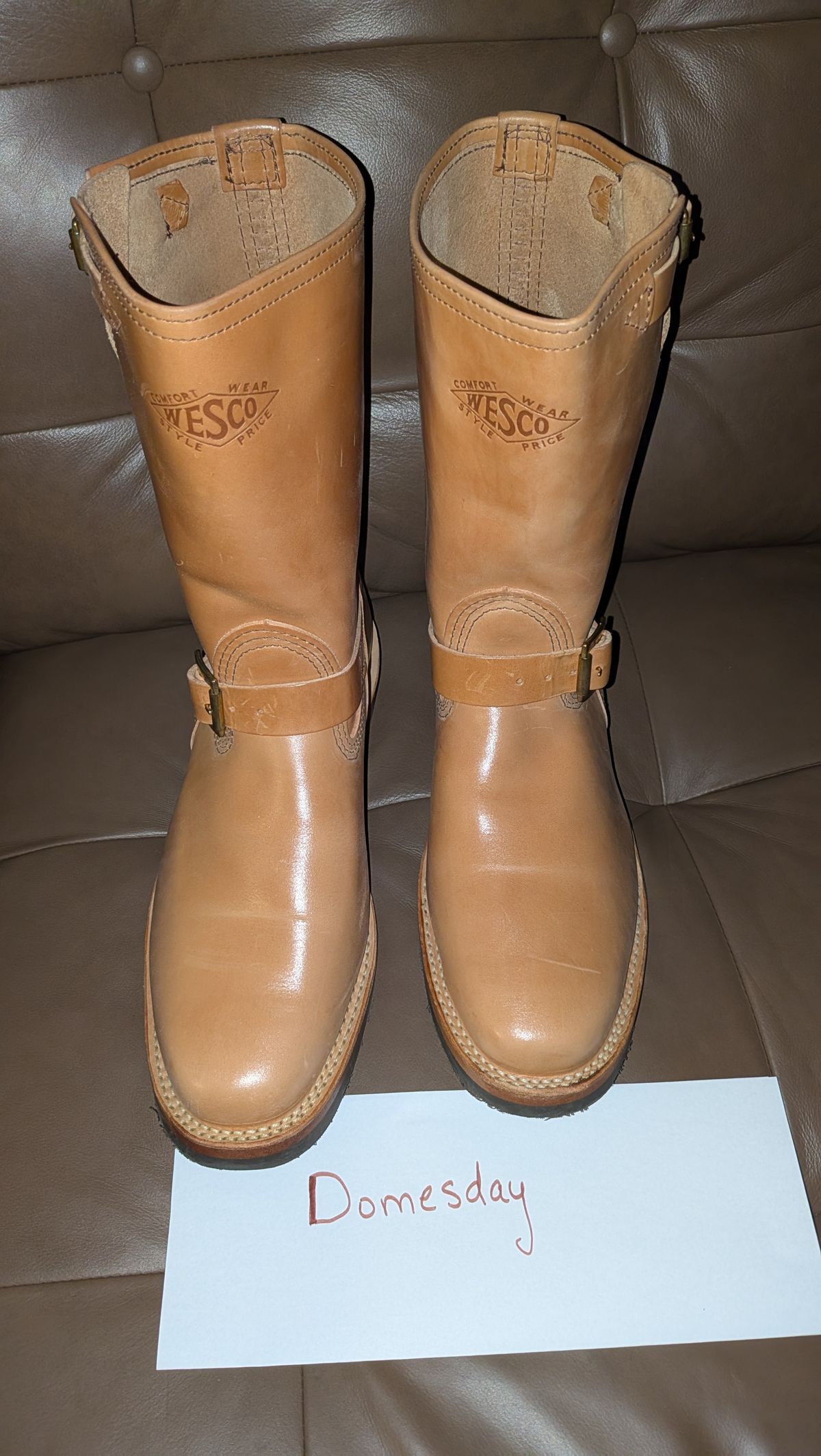 Photo by OnMyFeet on October 1, 2024 of the Wesco Mister Lou in Maryam Natural Horsebutt.