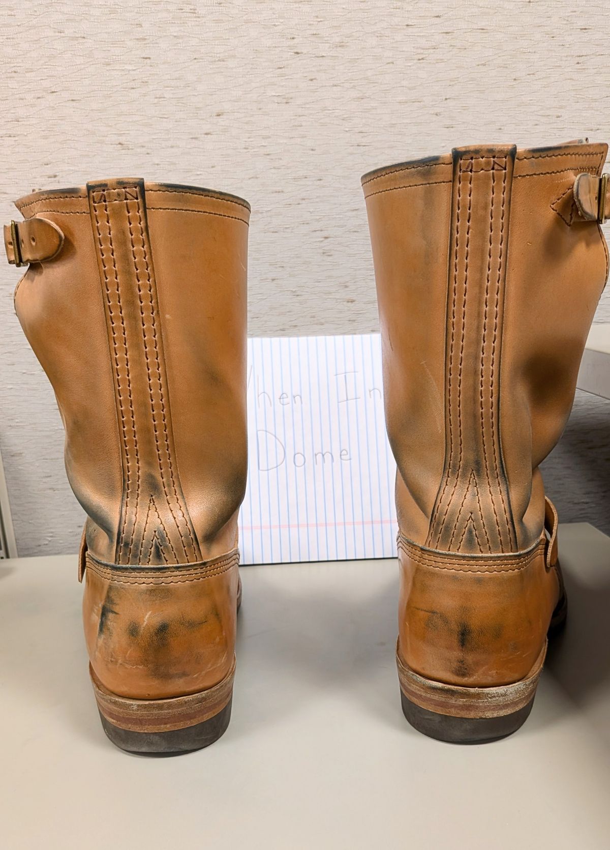 Photo by OnMyFeet on November 5, 2024 of the Wesco Mister Lou in Maryam Natural Horsebutt.