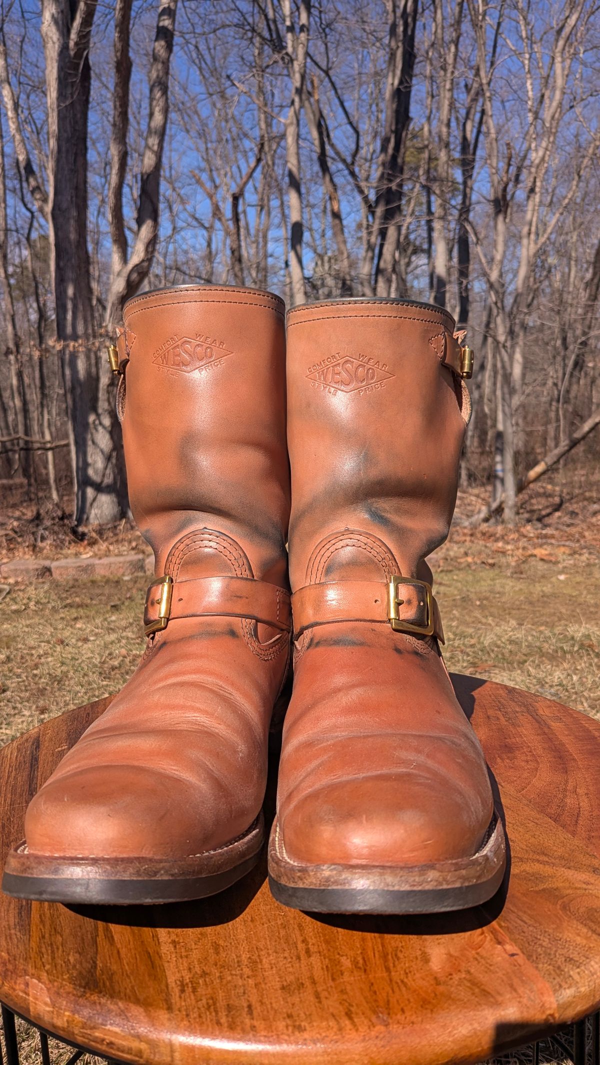 Photo by OnMyFeet on March 1, 2025 of the Wesco Mister Lou in Maryam Natural Horsebutt.