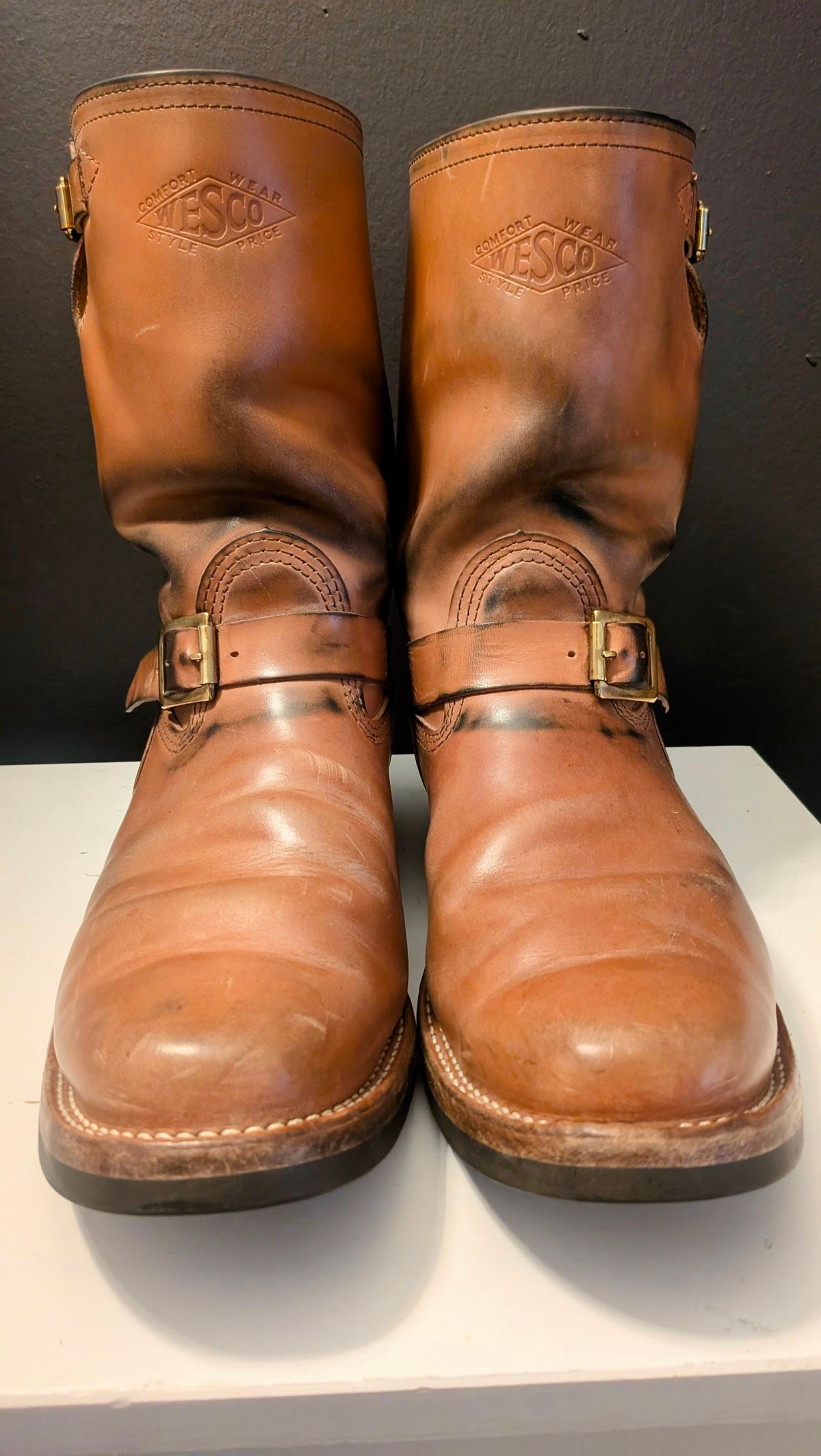 Photo by OnMyFeet on April 5, 2025 of the Wesco Mister Lou in Maryam Natural Horsebutt.