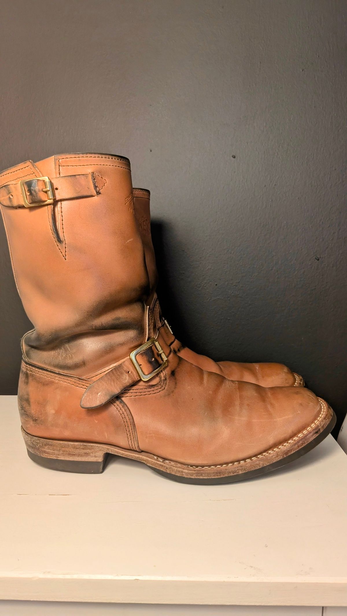 Photo by OnMyFeet on April 5, 2025 of the Wesco Mister Lou in Maryam Natural Horsebutt.