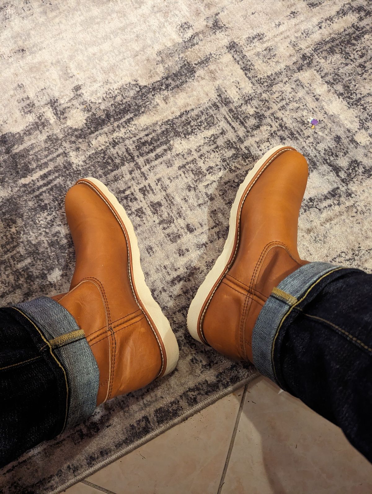 Photo by OnMyFeet on October 1, 2023 of the Red Wing Pecos in Unknown Leather.