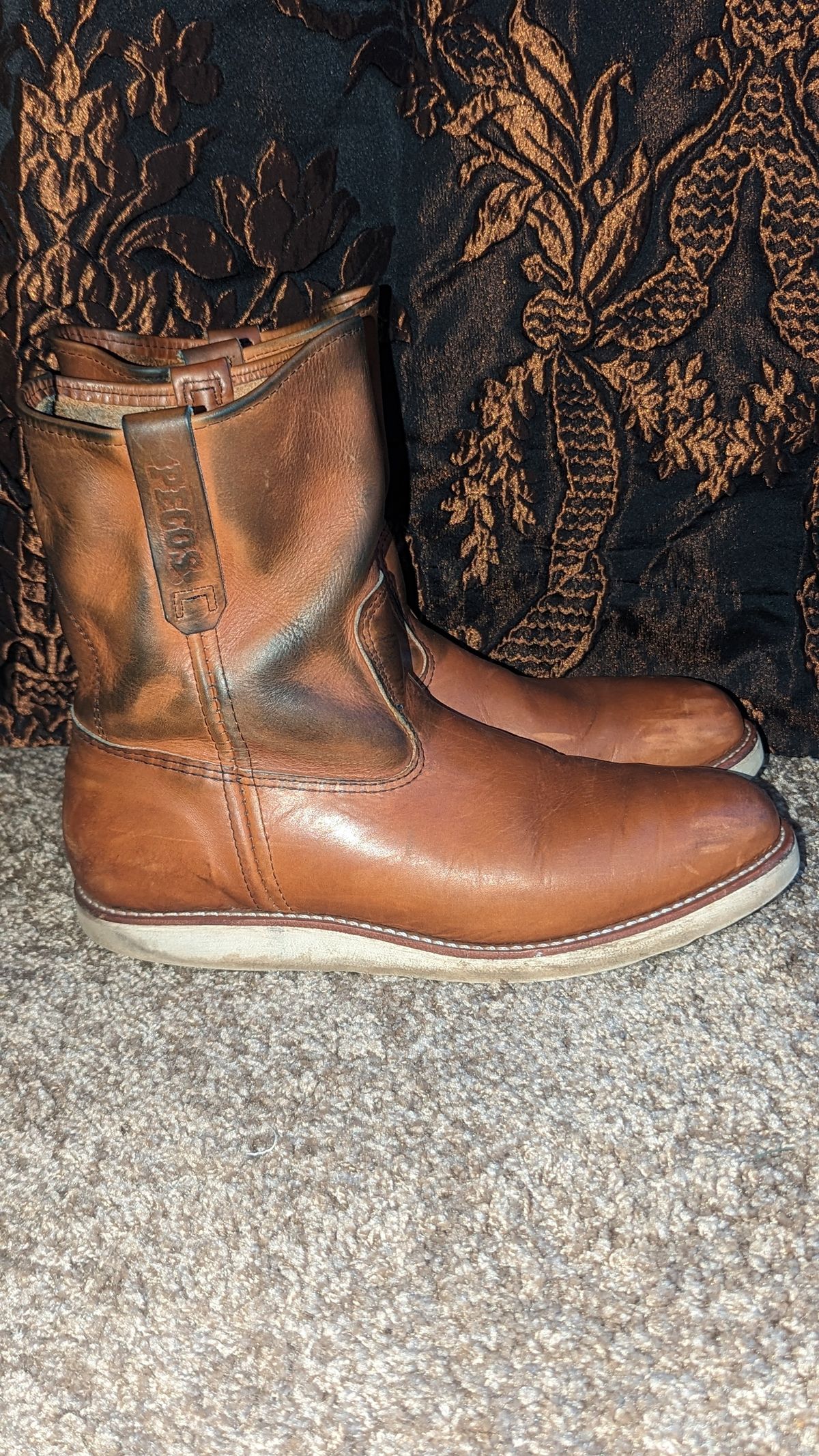 Photo by OnMyFeet on January 2, 2024 of the Red Wing Pecos in Unknown Leather.