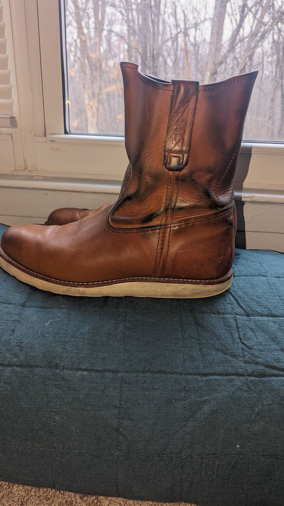 Photo by OnMyFeet on March 5, 2024 of the Red Wing Pecos in Unknown Leather.