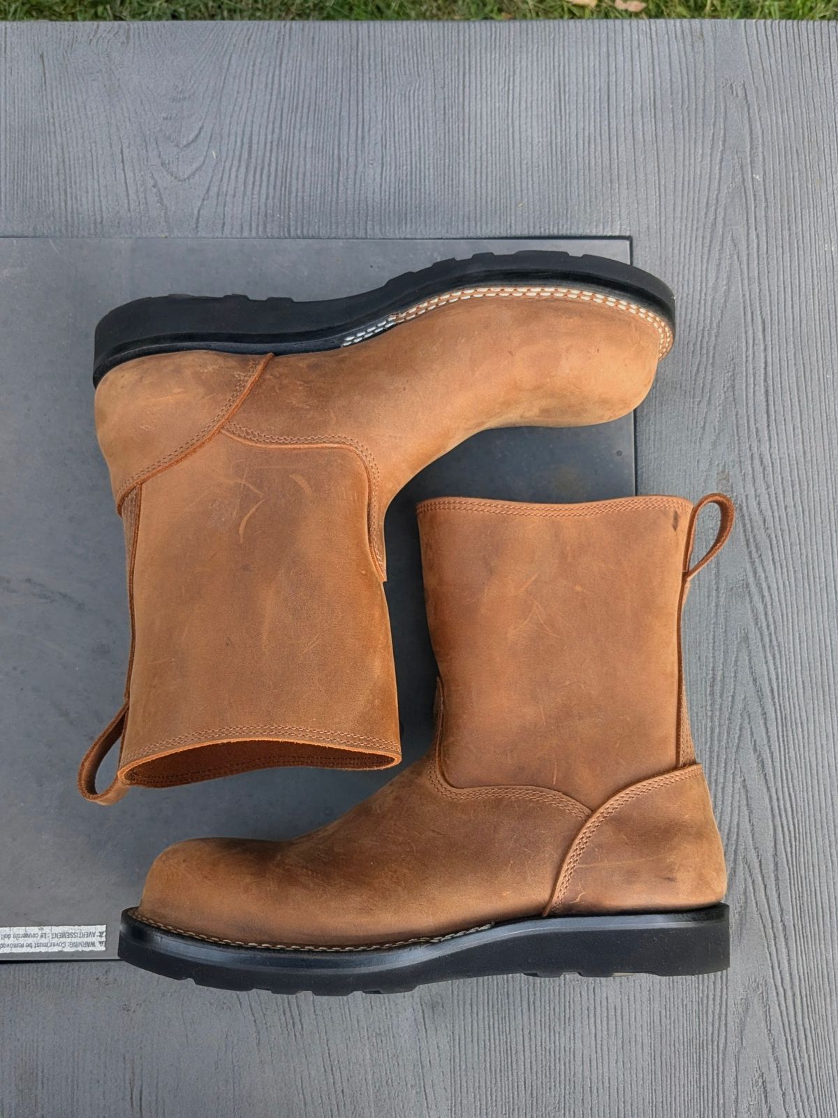 Photo by OnMyFeet on October 1, 2025 of the Nicks Wellington in Seidel WeatherShield Brown.