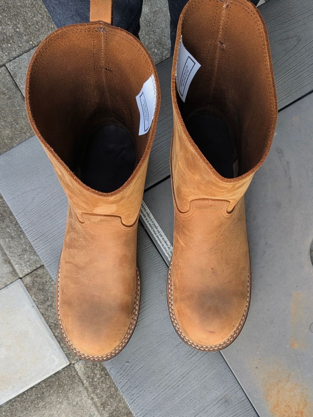 Photo by OnMyFeet on October 1, 2025 of the Nicks Wellington in Seidel WeatherShield Brown.