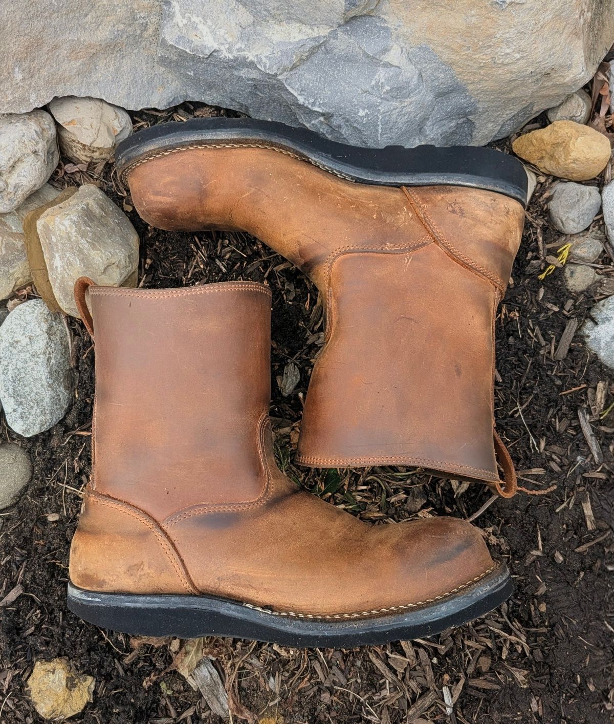 Photo by OnMyFeet on January 5, 2026 of the Nicks Wellington in Seidel WeatherShield Brown.