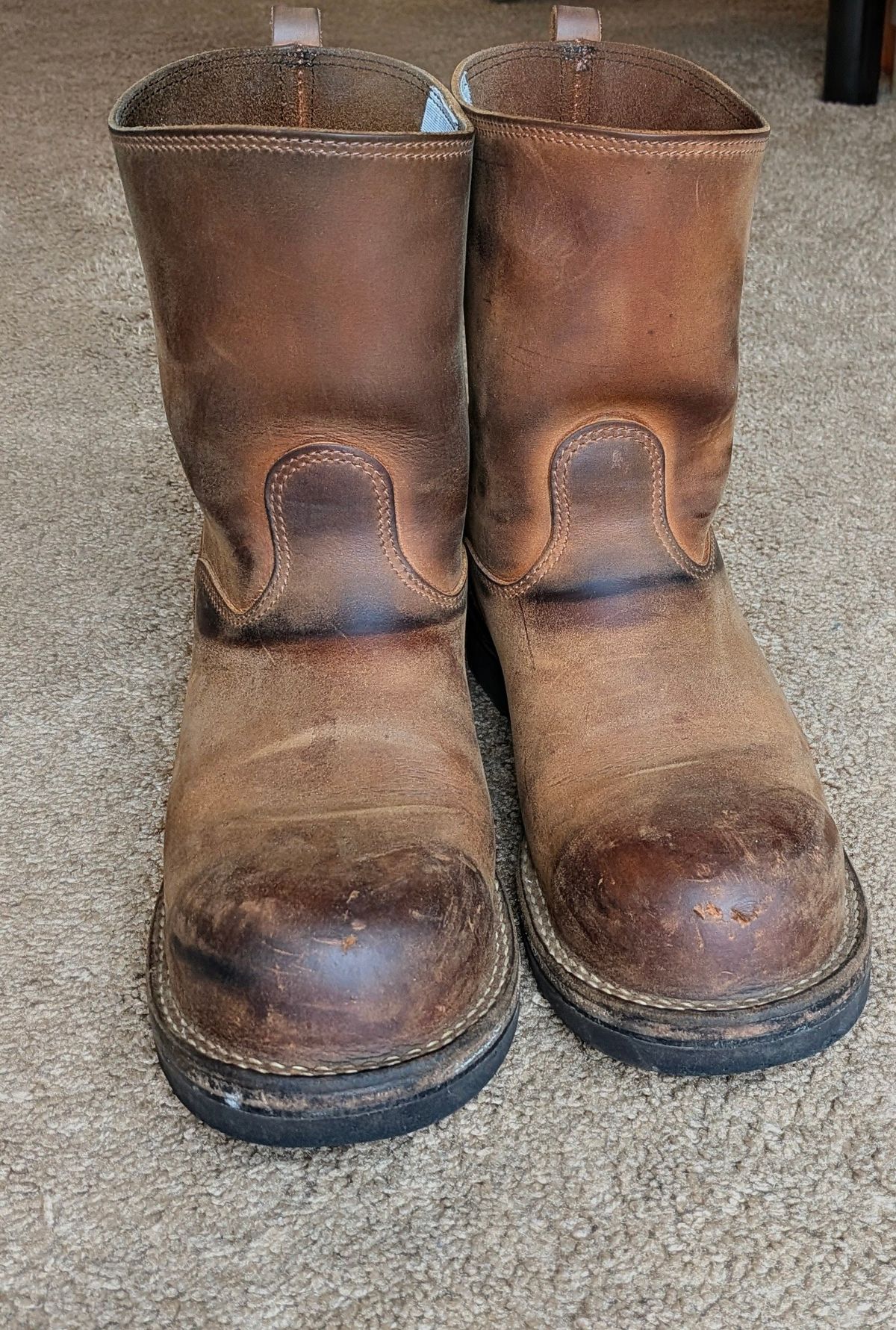 Photo by OnMyFeet on April 4, 2026 of the Nicks Wellington in Seidel WeatherShield Brown.