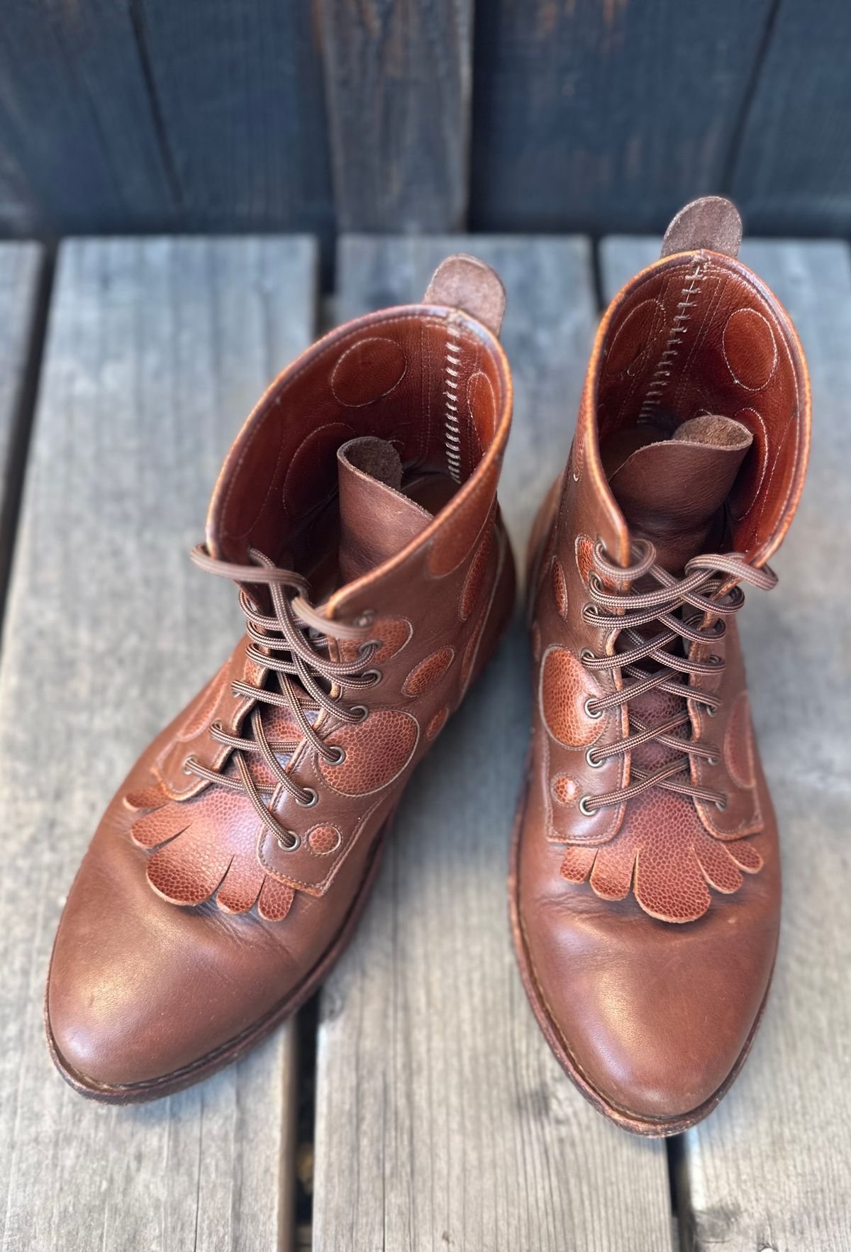 Photo by m.miel on April 5, 2025 of the Maya Miel Packer in S.B. Foot Unknown Leather.