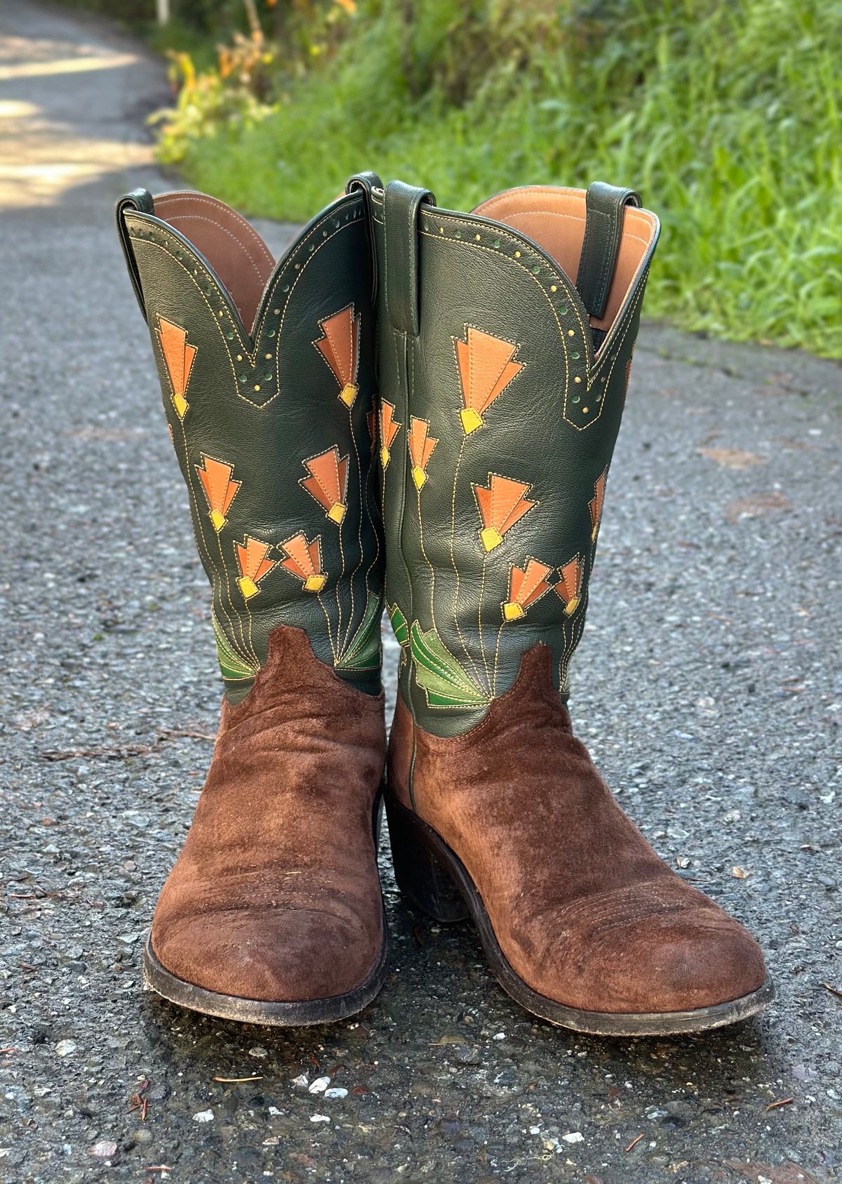 Photo by m.miel on January 4, 2024 of the Maya Miel Cowboy Boot in Pig Suede.