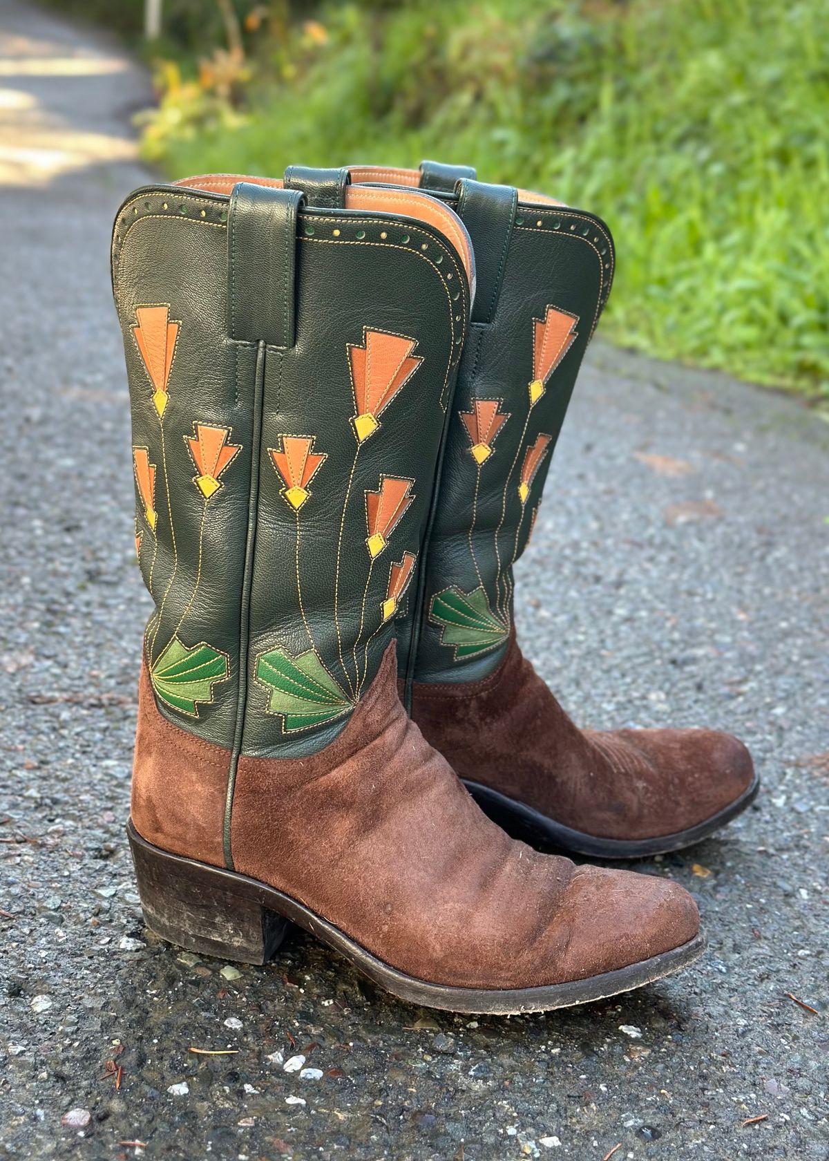 Photo by m.miel on January 4, 2024 of the Maya Miel Cowboy Boot in Pig Suede.