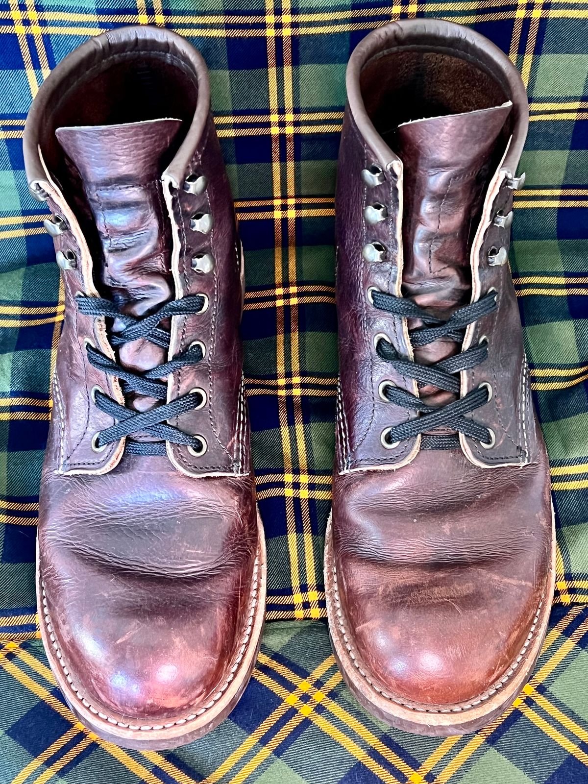 Photo by Motojet81 on March 3, 2024 of the Red Wing Blacksmith in S.B. Foot Briar Oil Slick.