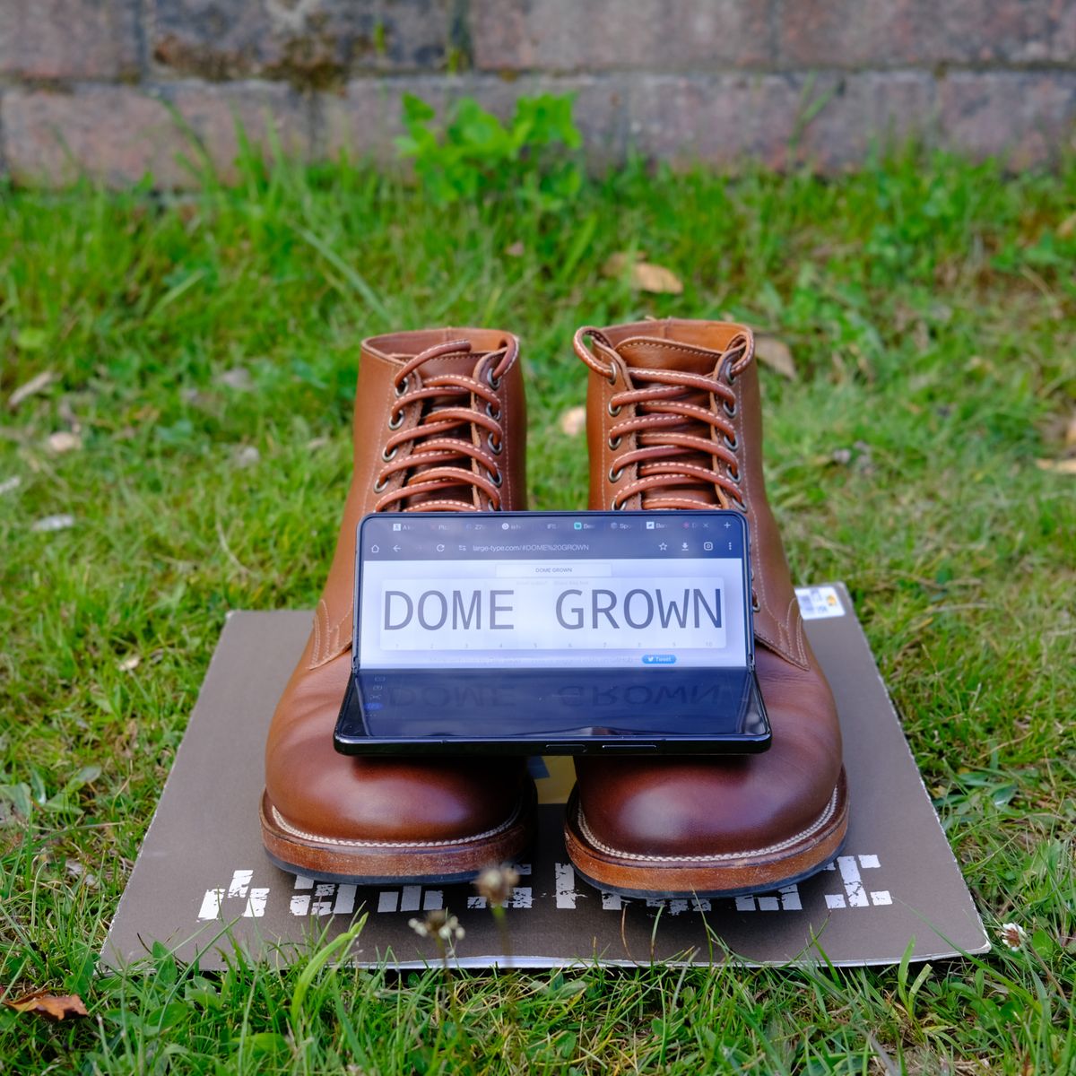 Photo by chrisunfocused on November 5, 2023 of the Viberg Service Boot in Tempesti Elbamatt Mogano Liscio.