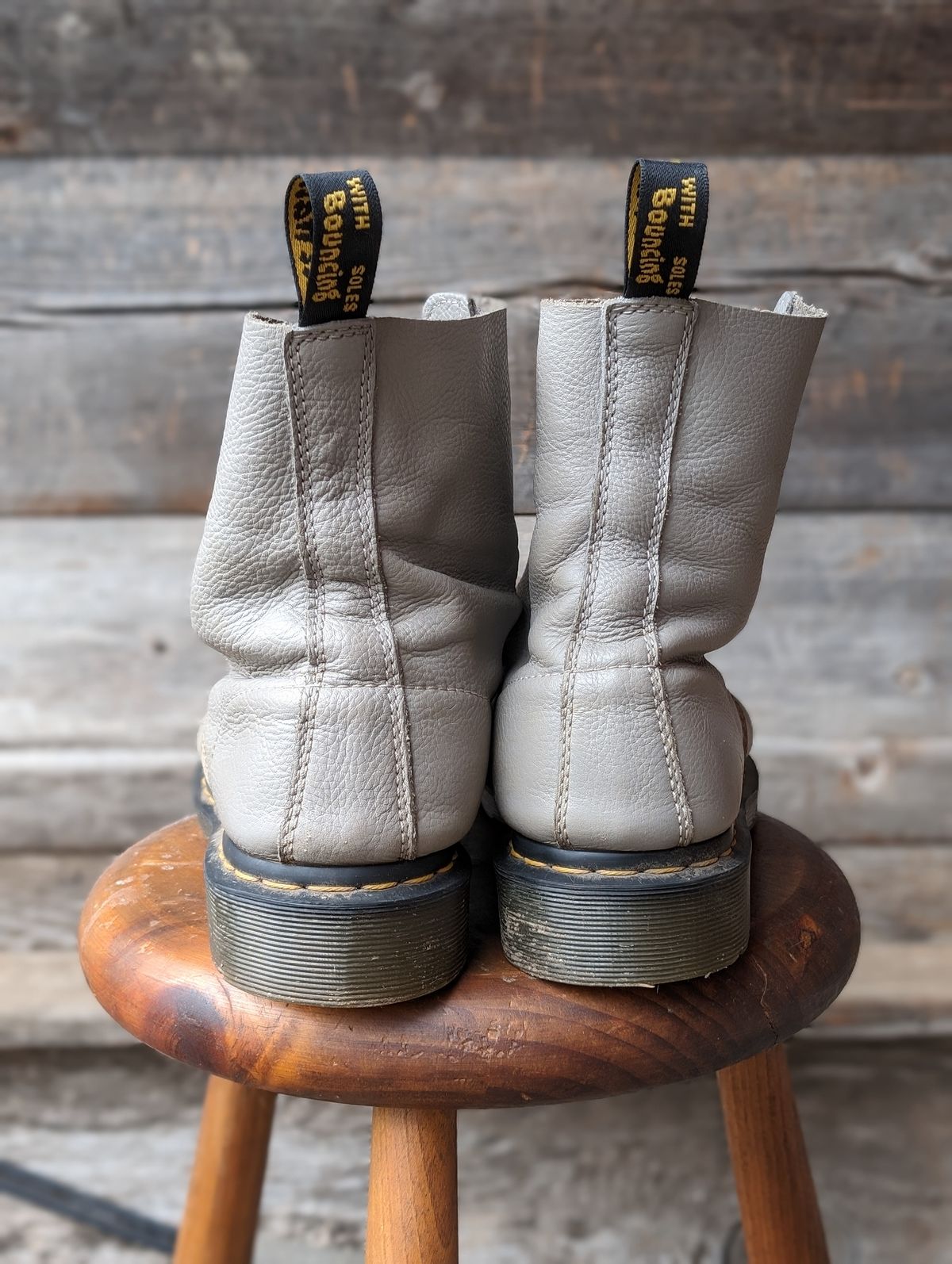 Photo by Armond_Tanzarian on November 4, 2023 of the Dr. Martens 1460 Pascal Made In England in Zinc Grey Virginia.