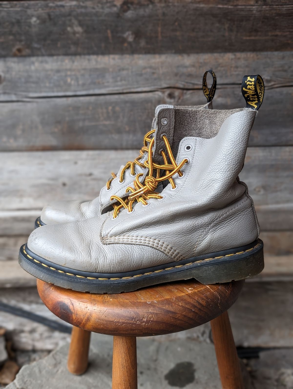 Photo by Armond_Tanzarian on November 4, 2023 of the Dr. Martens 1460 Pascal Made In England in Zinc Grey Virginia.