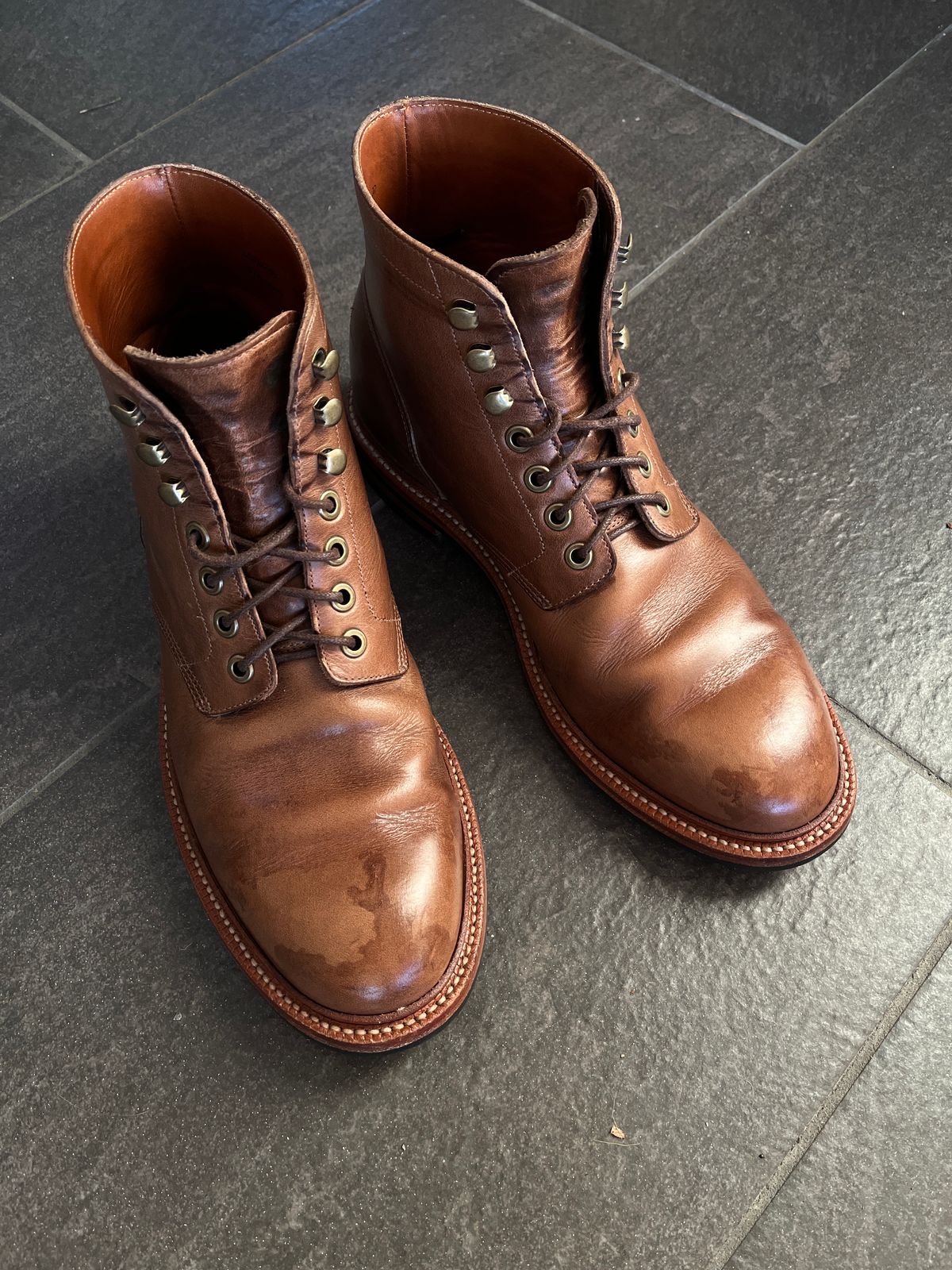 Photo by broadwing_ on December 20, 2023 of the Grant Stone Diesel Boot in Horween Dune Chromexcel.