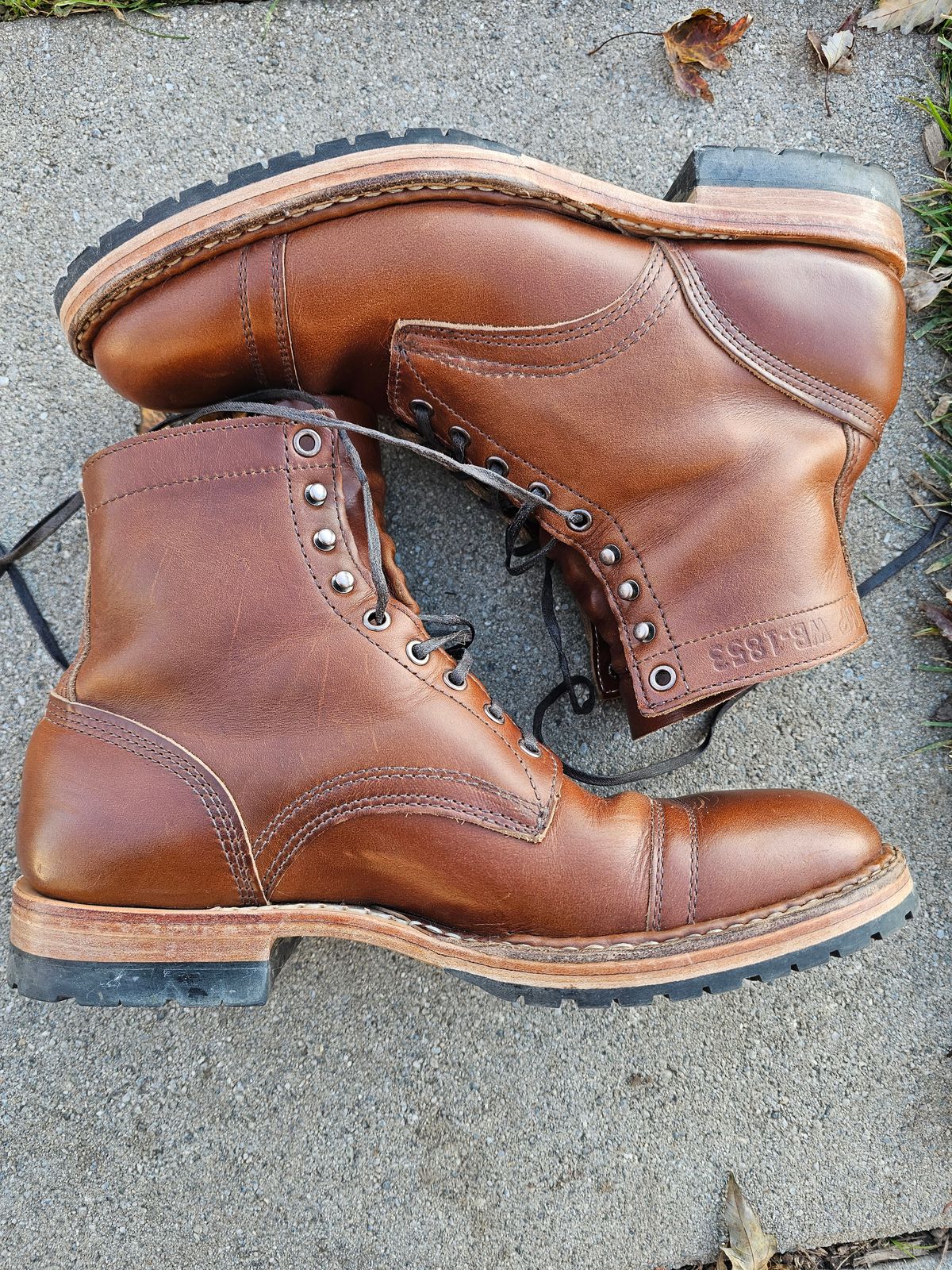 Photo by jho27 on November 5, 2023 of the White's MP-Sherman Toe Cap in Horween British Tan Chromexcel.